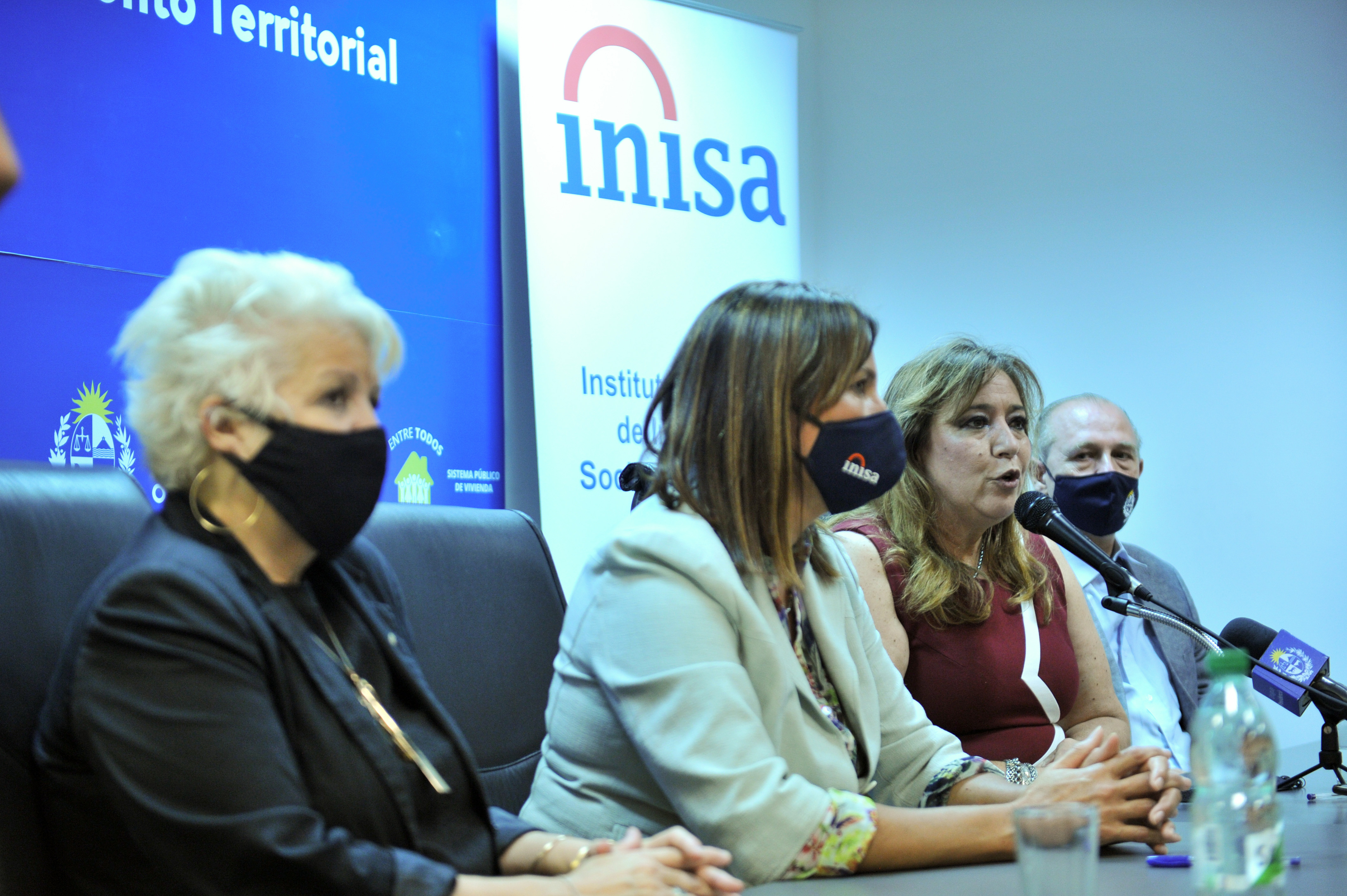 MVOT firmó convenios con Ministerio del Interior e Inisa