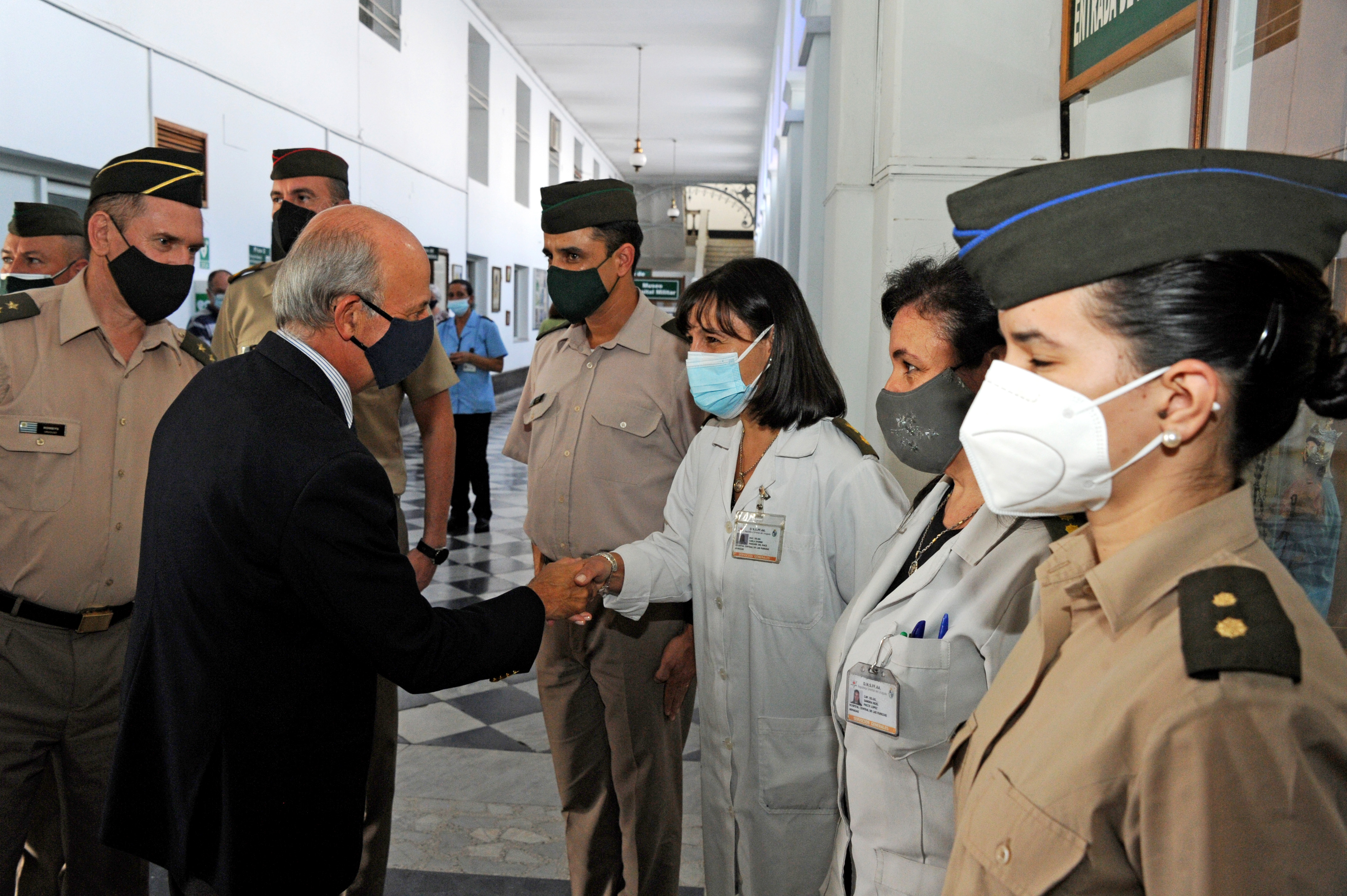 Usuarios del Hospital Militar mayores de 75 años recibirán medicamentos por correo