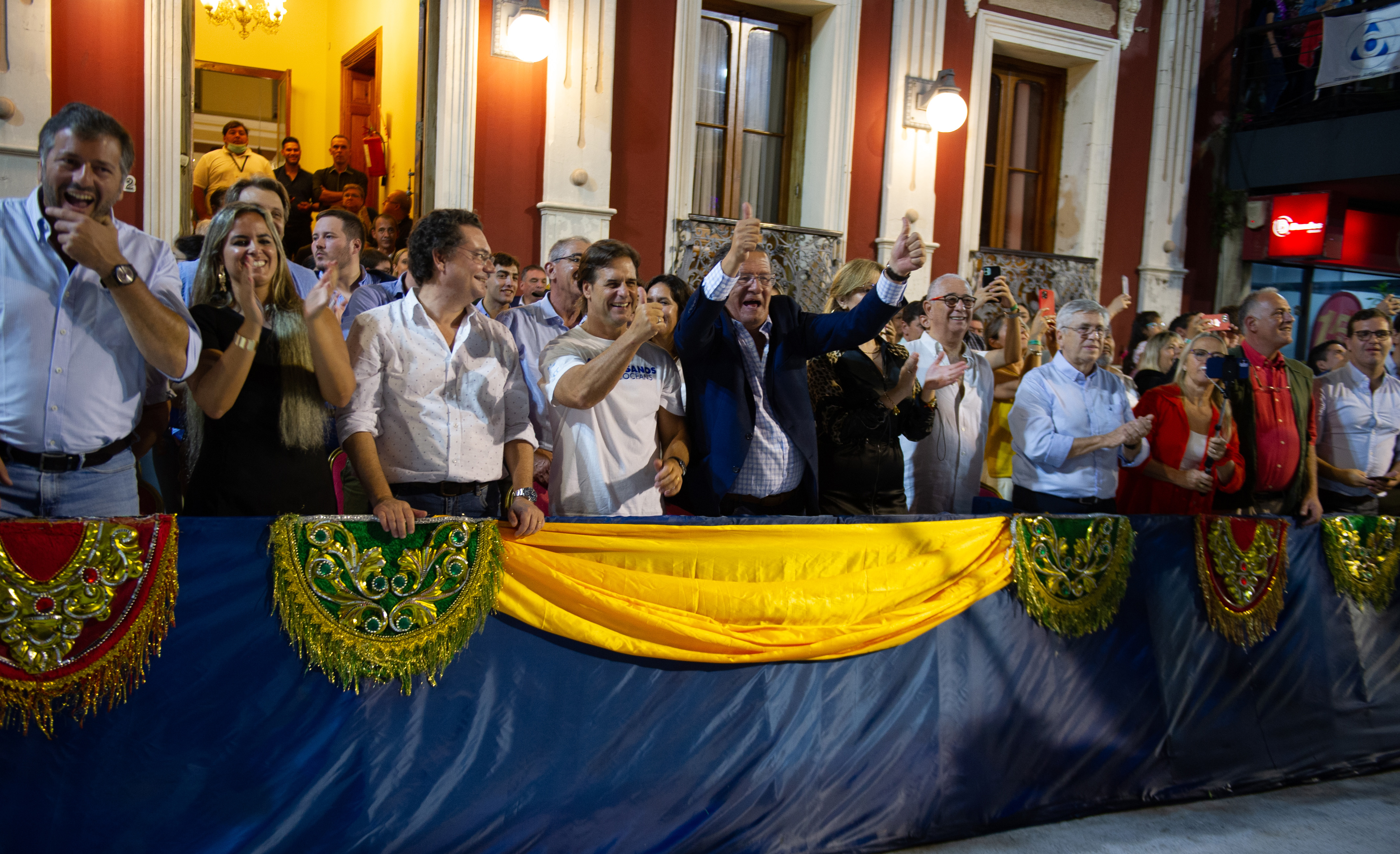 Lacalle Pou participó en la celebración del Carnaval de Artigas