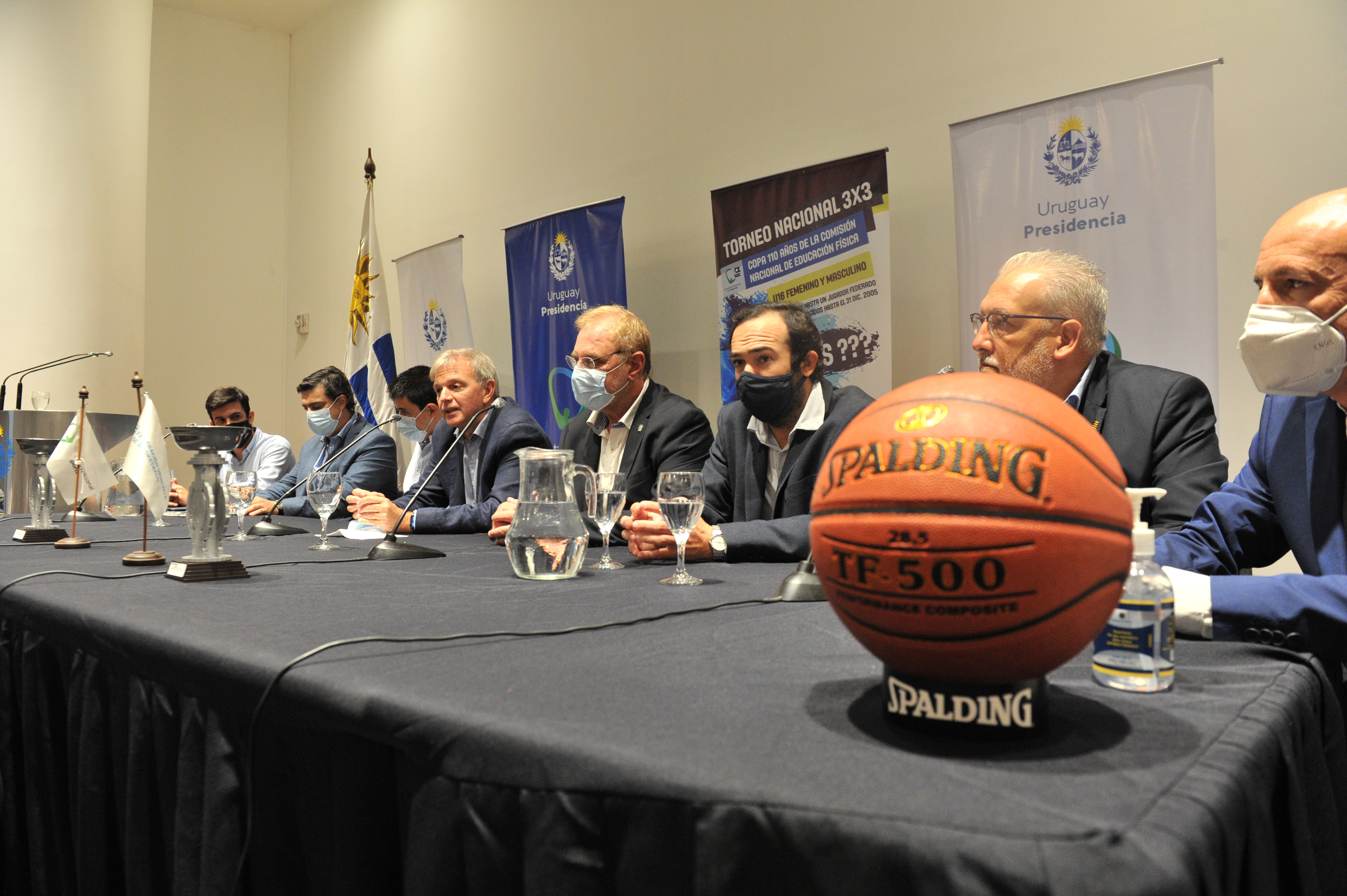 Gobierno presentó las finales de la copa de básquetbol juvenil 110 años de la Comisión Nacional de Educación Física