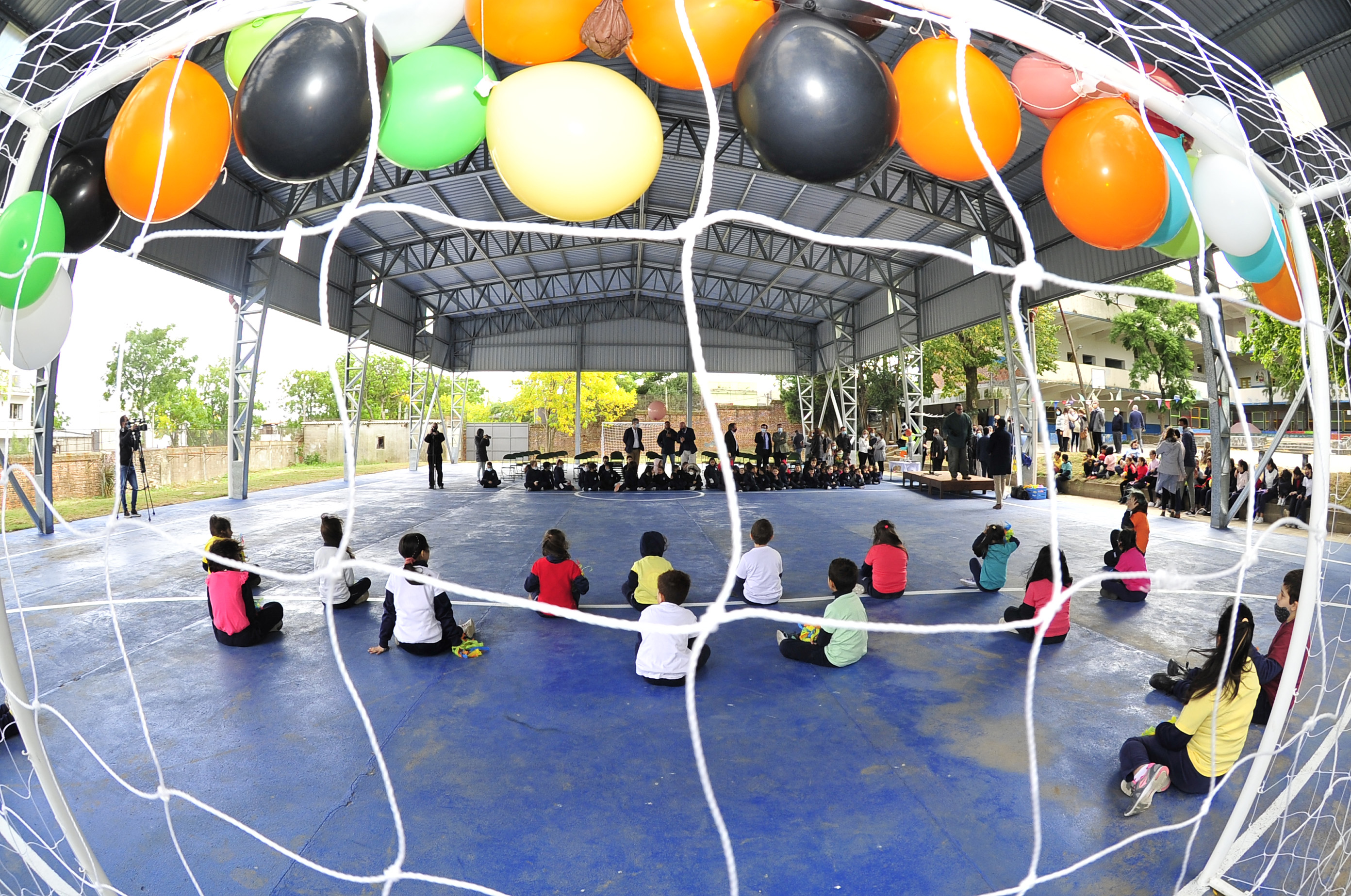 Ministerio de Transporte inauguró polideportivo en instituto de educación del Cerrito de la Victoria