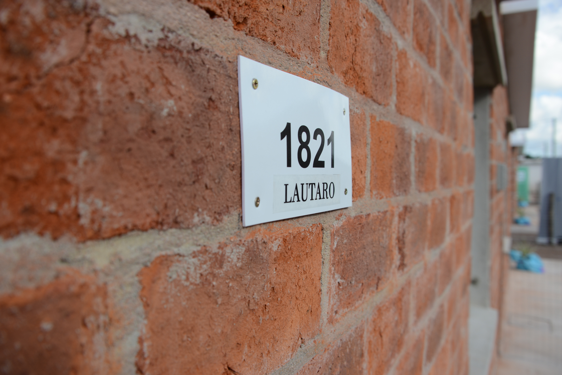 Ministerio de Vivienda entregó llaves a familias del barrio La Paloma, en Montevideo
