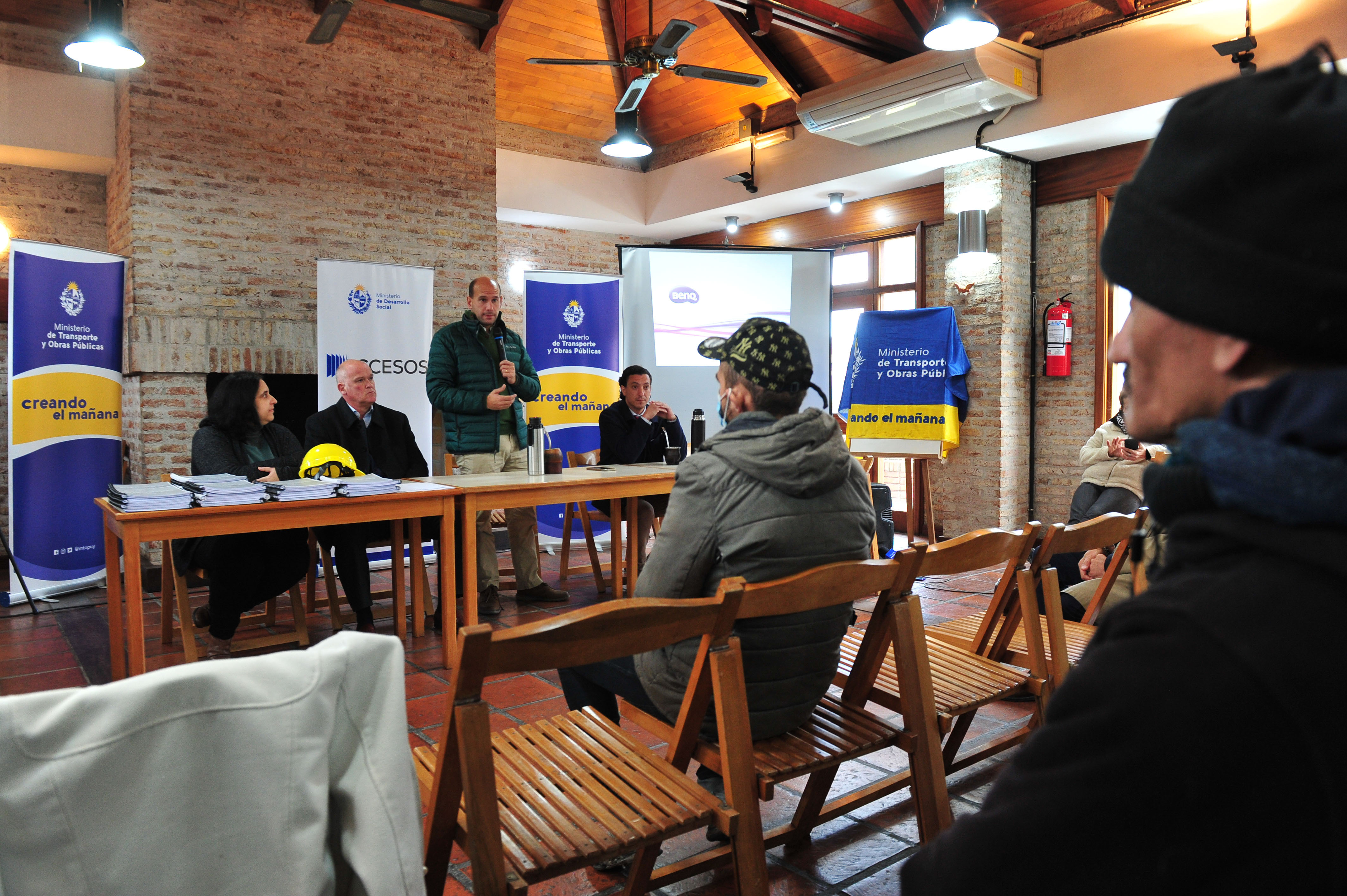 Usuarios de Mides accederán a capacitación y oportunidades laborales en el Ministerio de Transporte