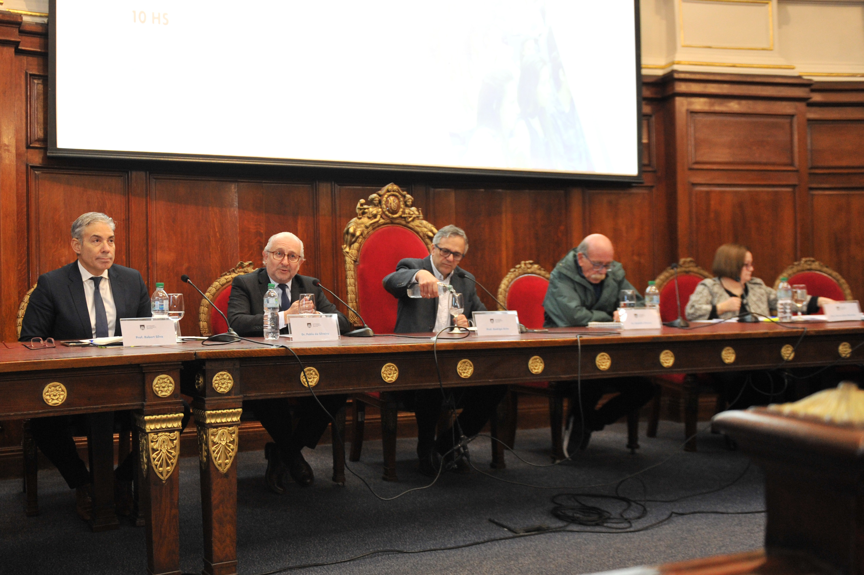 Carreras de Formación Docente podrán obtener carácter universitario en 2023