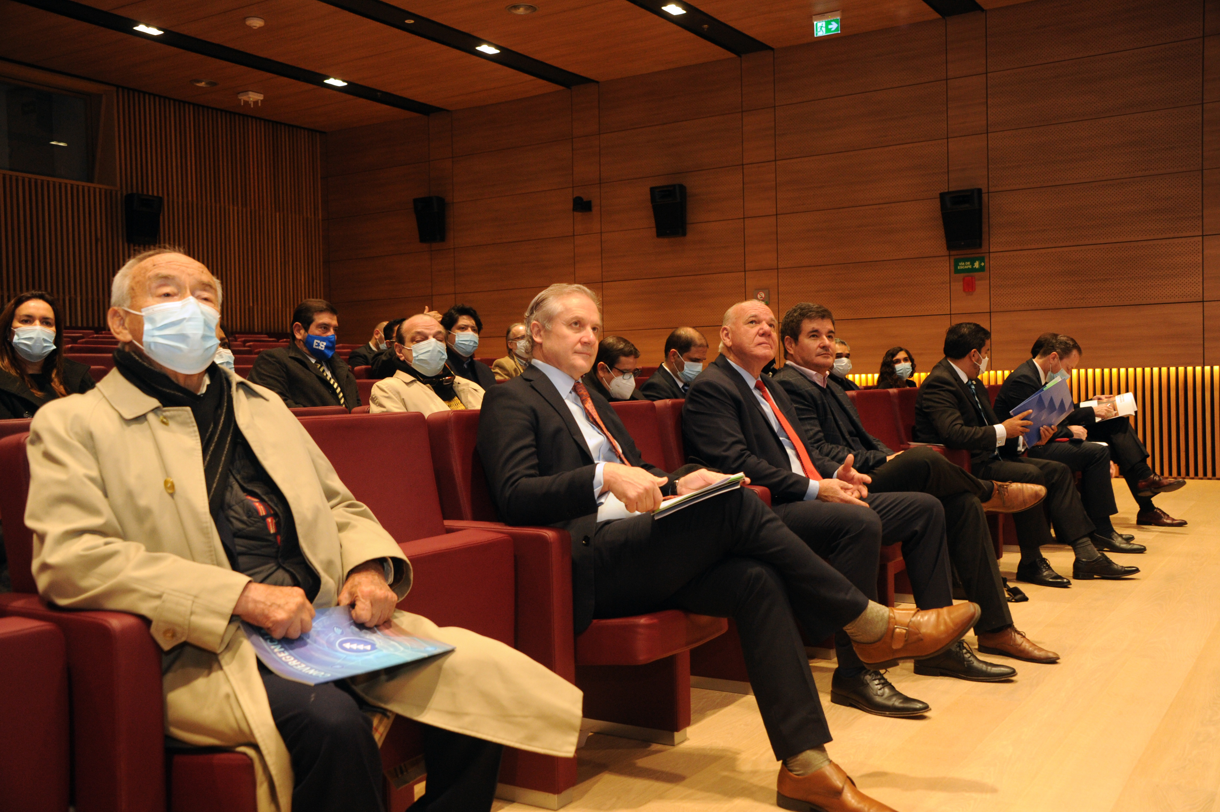 Gobiernos de la región elaboran en Uruguay nuevo índice de políticas públicas para mipymes