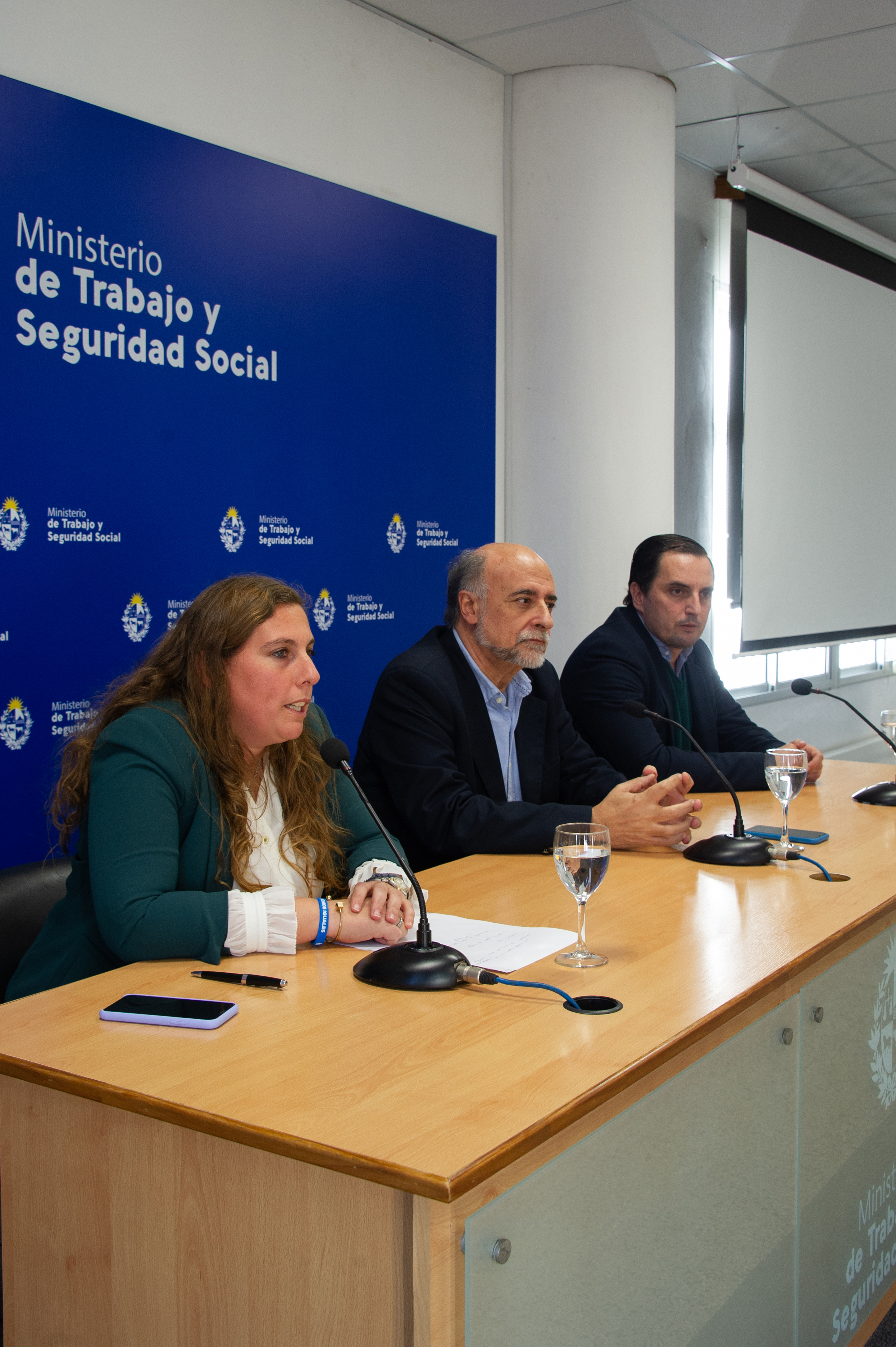 Ministerio de Trabajo flexibilizó seguro de desempleo para beneficiar a domésticas