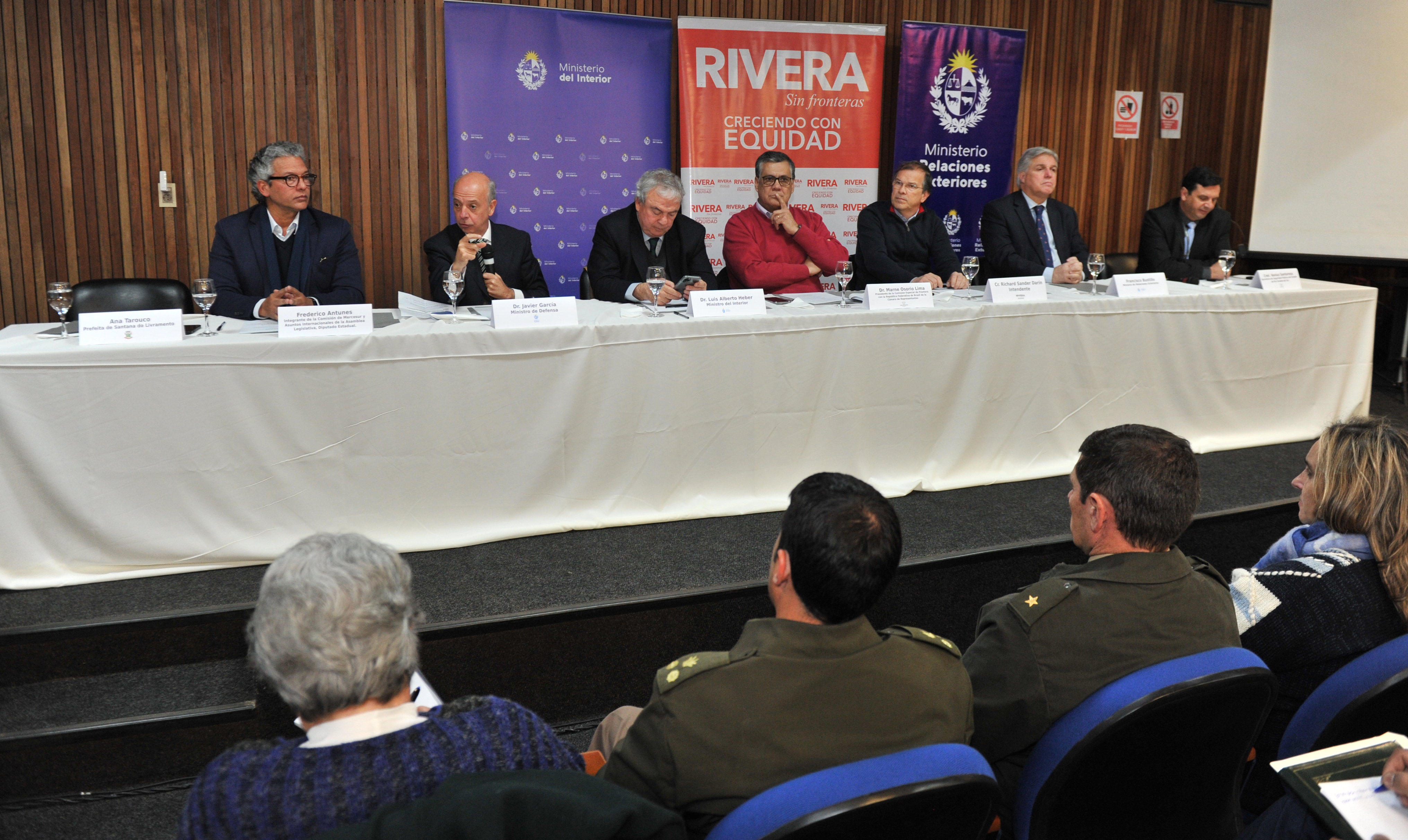 Uruguay y Brasil realizaron encuentro binacional sobre seguridad pública en Rivera