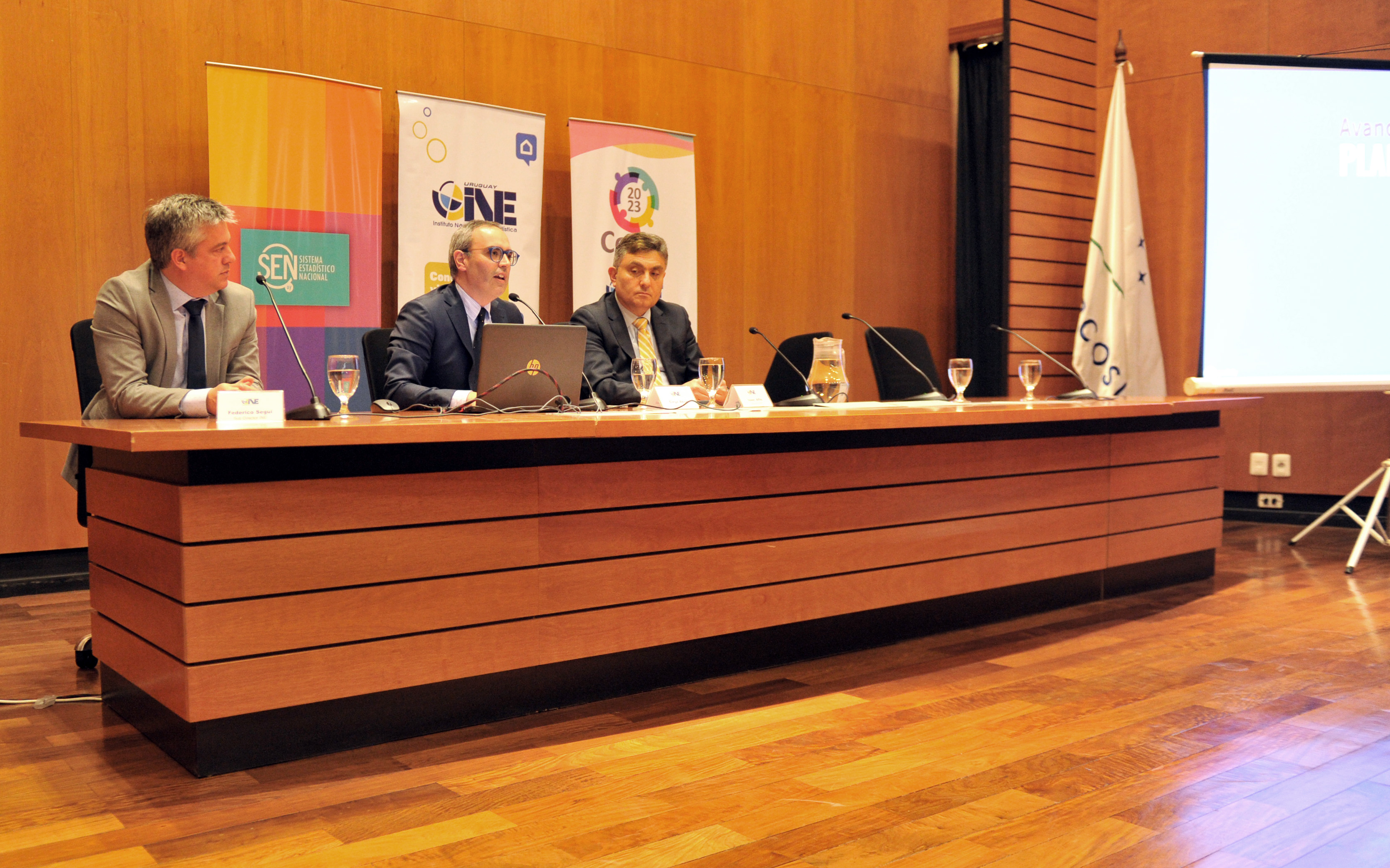 Imágenes de la presentación del Plan Estadístico Nacional