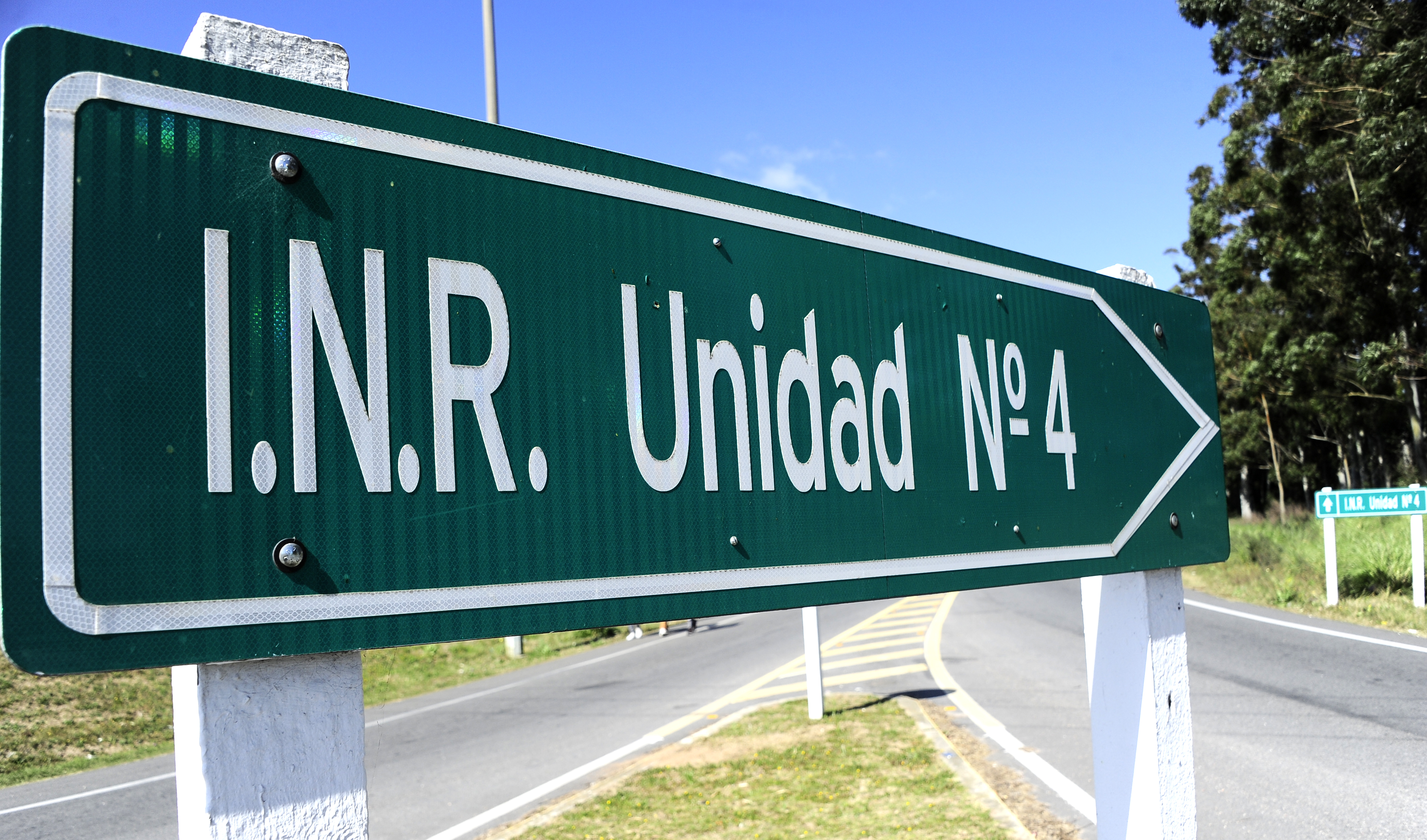 Entrega de donación de la Embajada Británica al Instituto Nacional de Rehabilitación