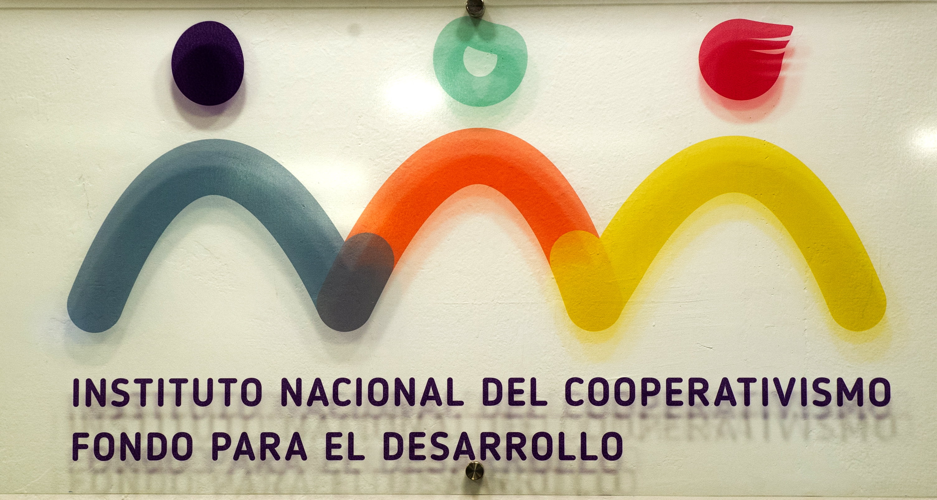 Imágenes de a entrevista al presidente de Inacoop, Martín Fernández