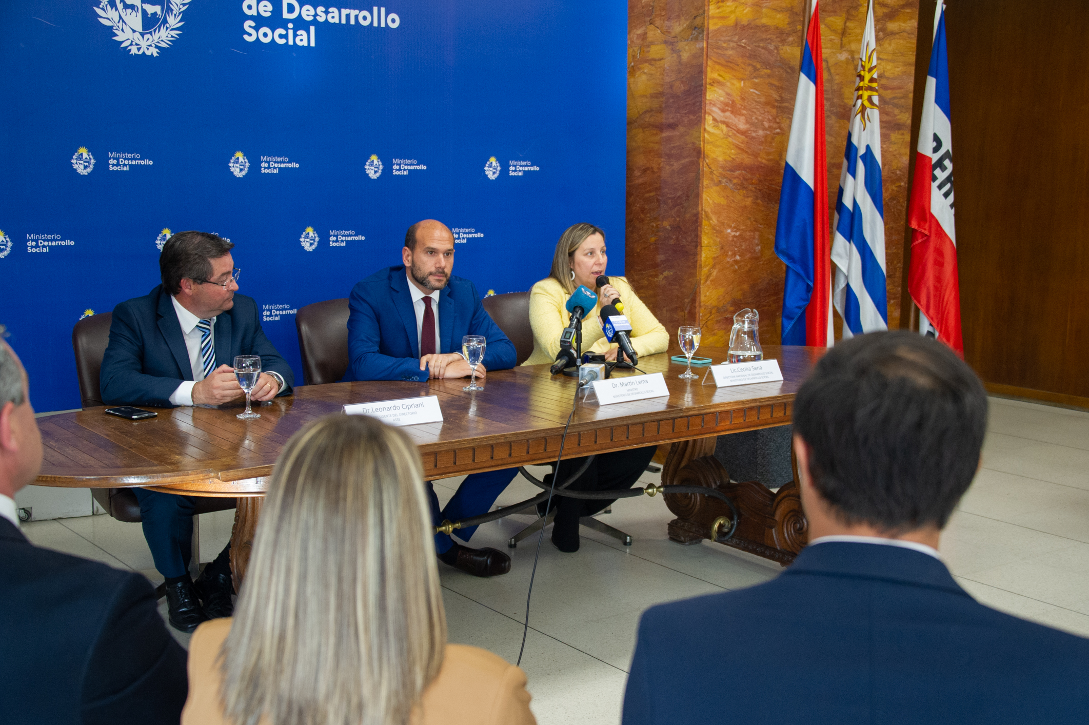 Mides y ASSE firmaron acuerdo para atención de mujeres embarazadas y primera infancia