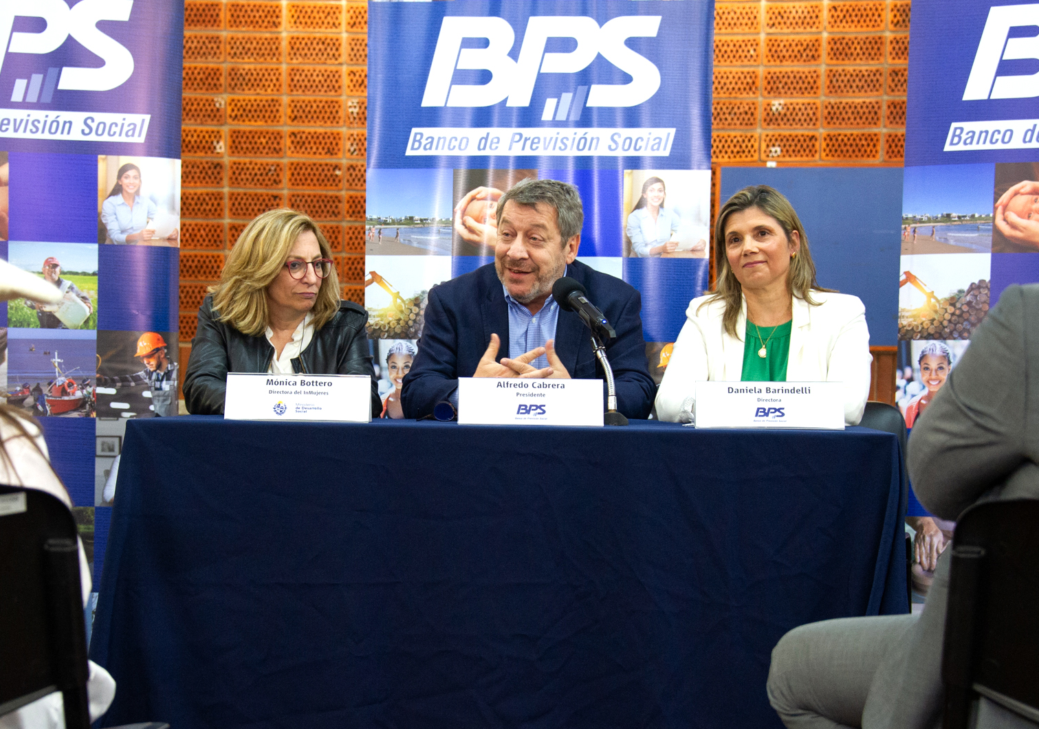 BPS entregó premios e inauguró muestra del concurso fotográfico “Mujer rural”.