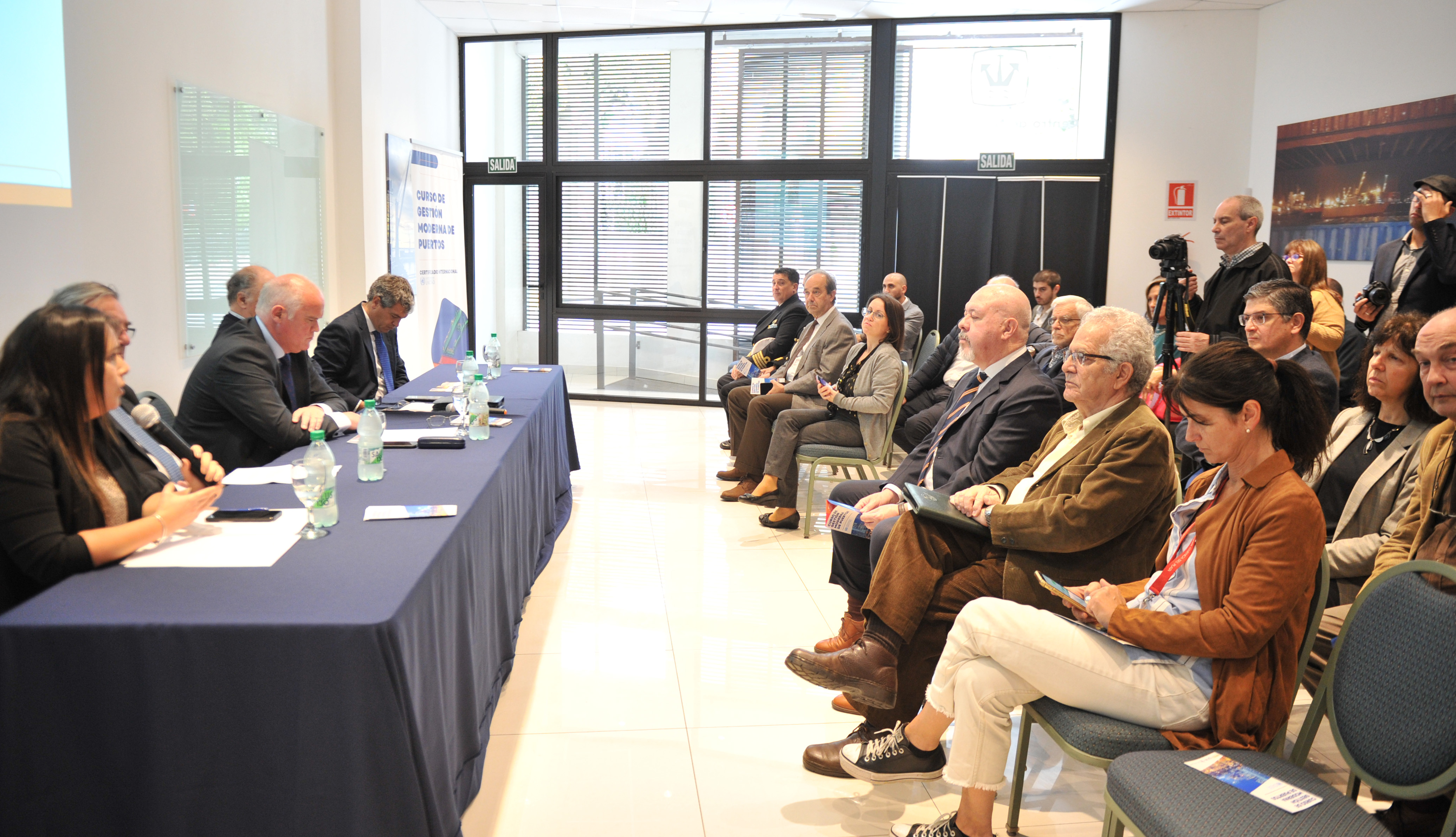 Actividad en el Centro de Navegación de la Cámara Empresarial Marítima