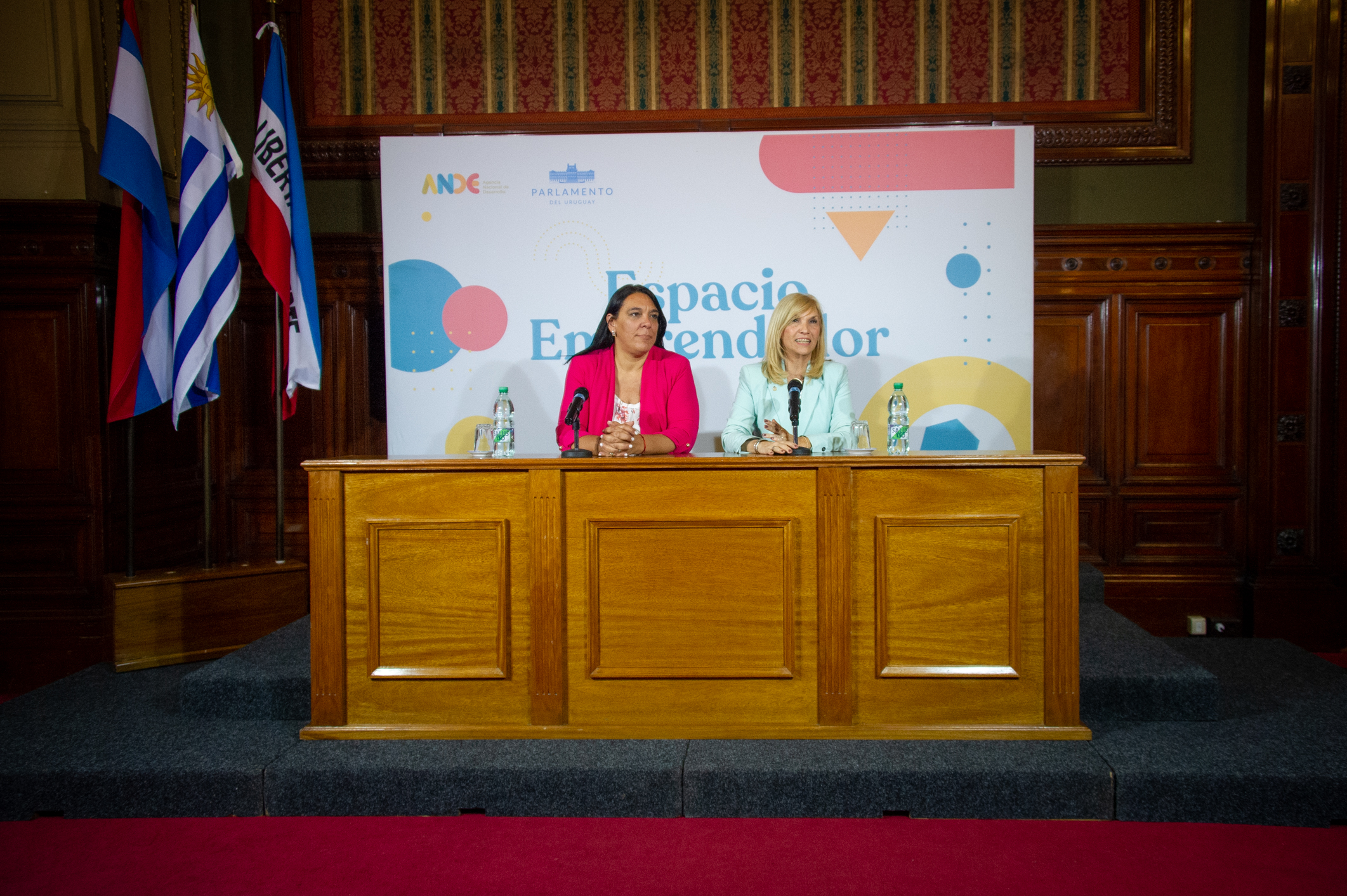 Imágenes de la celebración del Día Nacional de la Cultura Emprendedora