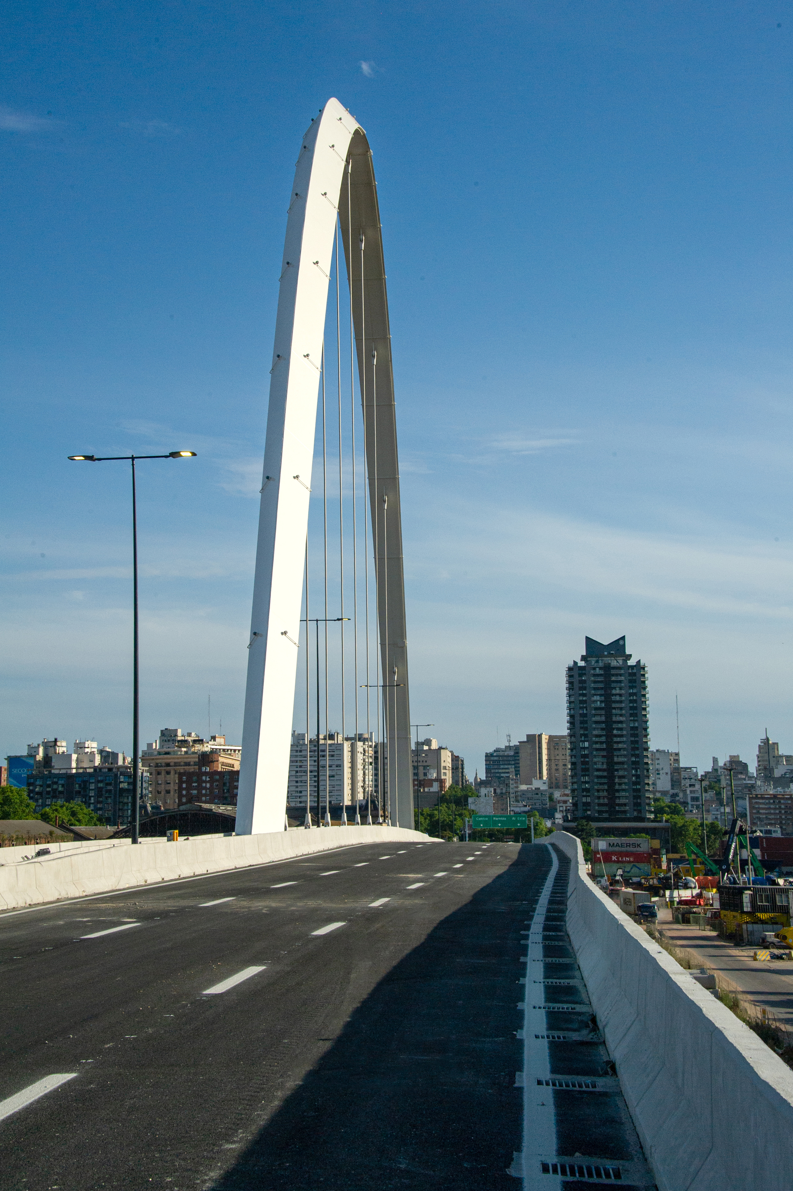 Nuevo viaducto en rambla portuaria