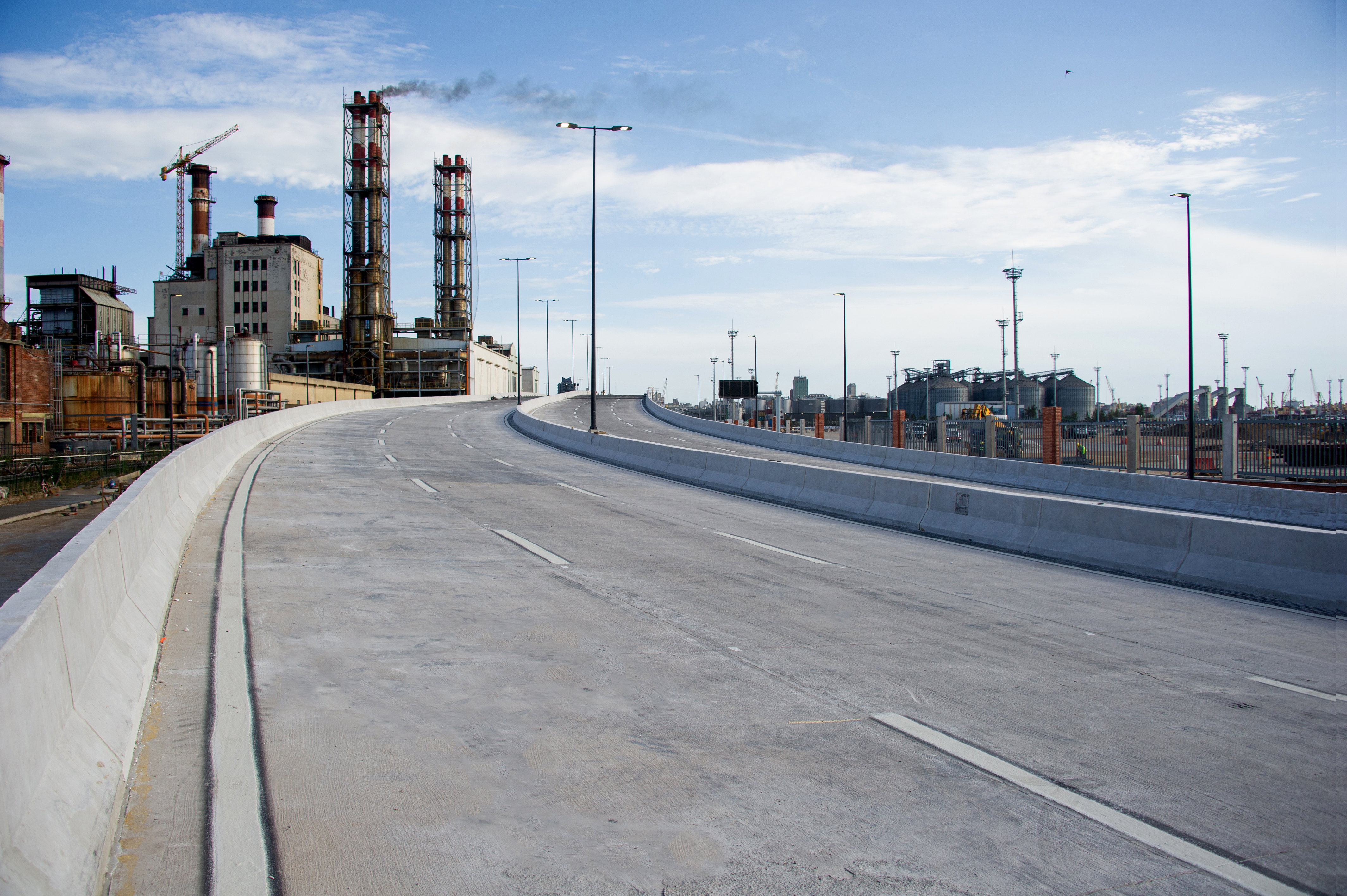 Nuevo viaducto en rambla portuaria