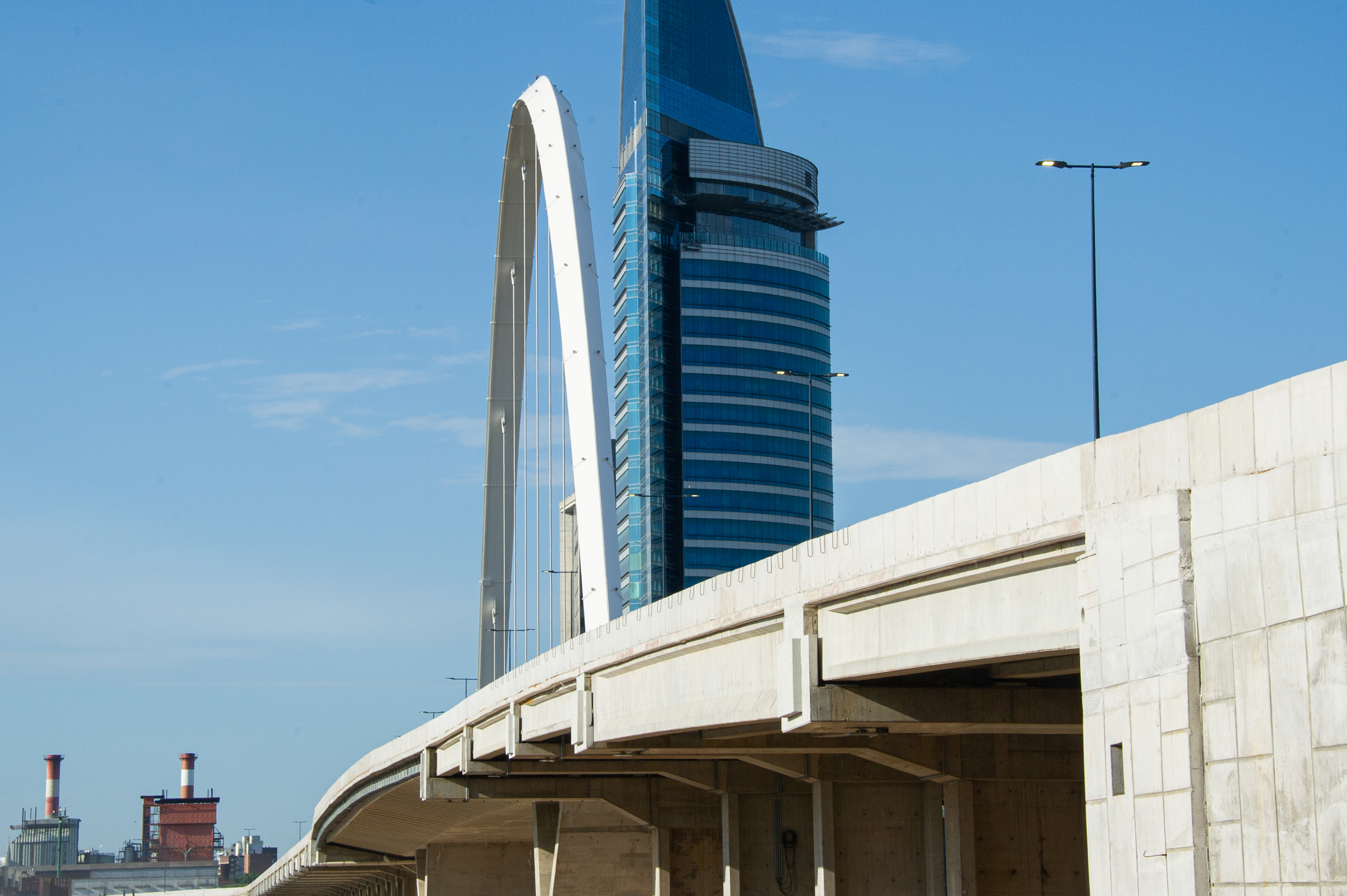 Nuevo viaducto en rambla portuaria