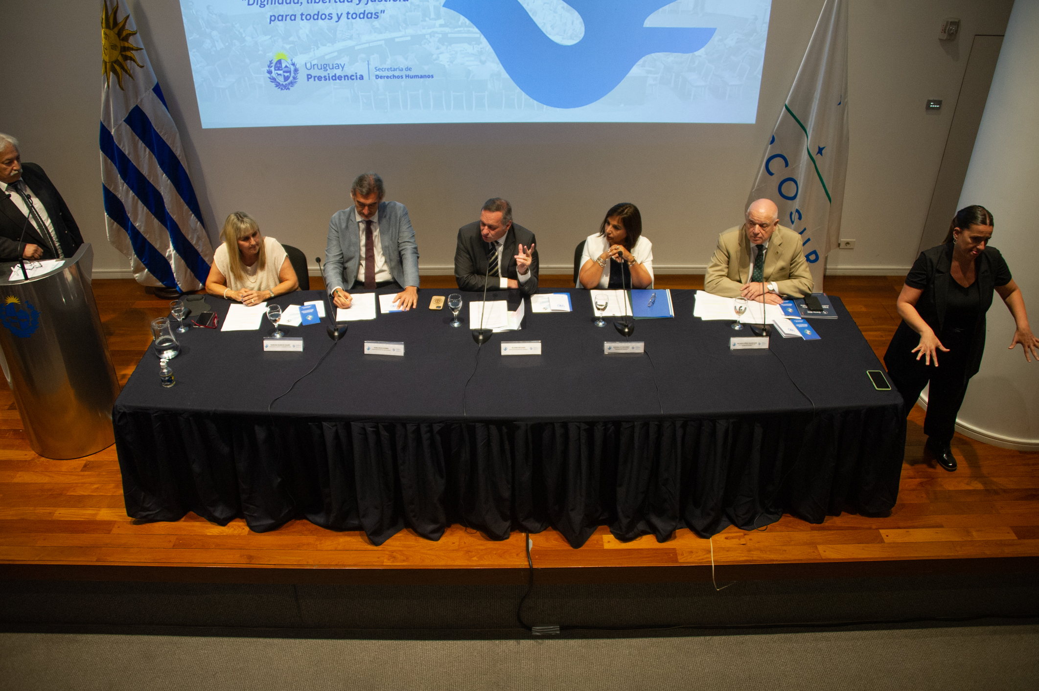 Imágenes en el acto de conmemoración del Día Internacional de los Derechos Humanos