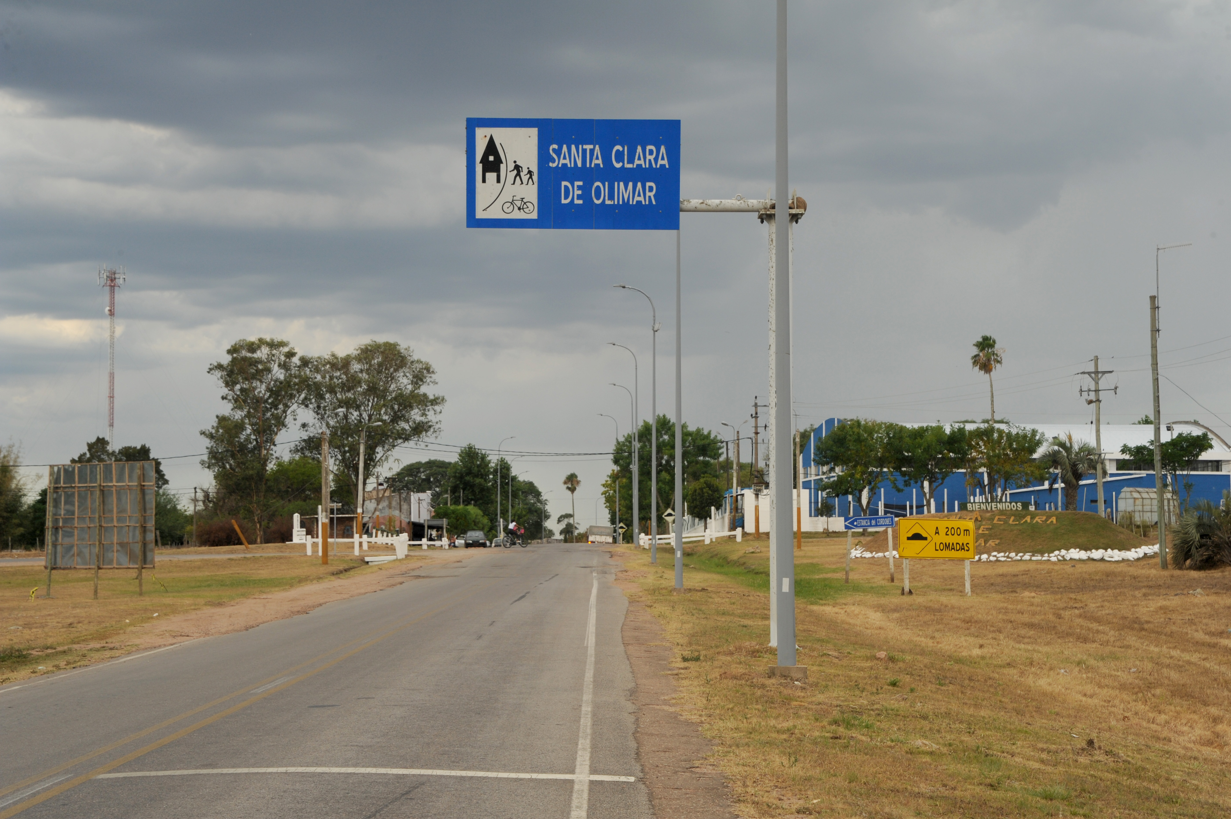 Imágenes de inauguración de obras en el gimnasio municipal de Santa Clara