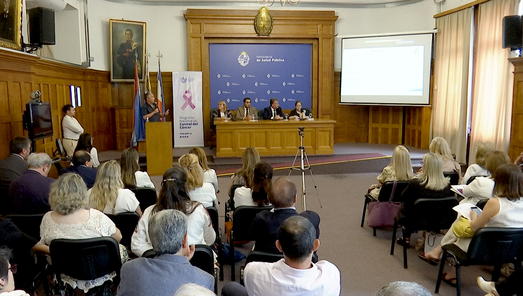 Imágenes de conmemoración de Día Mundial de Lucha Contra el Cáncer