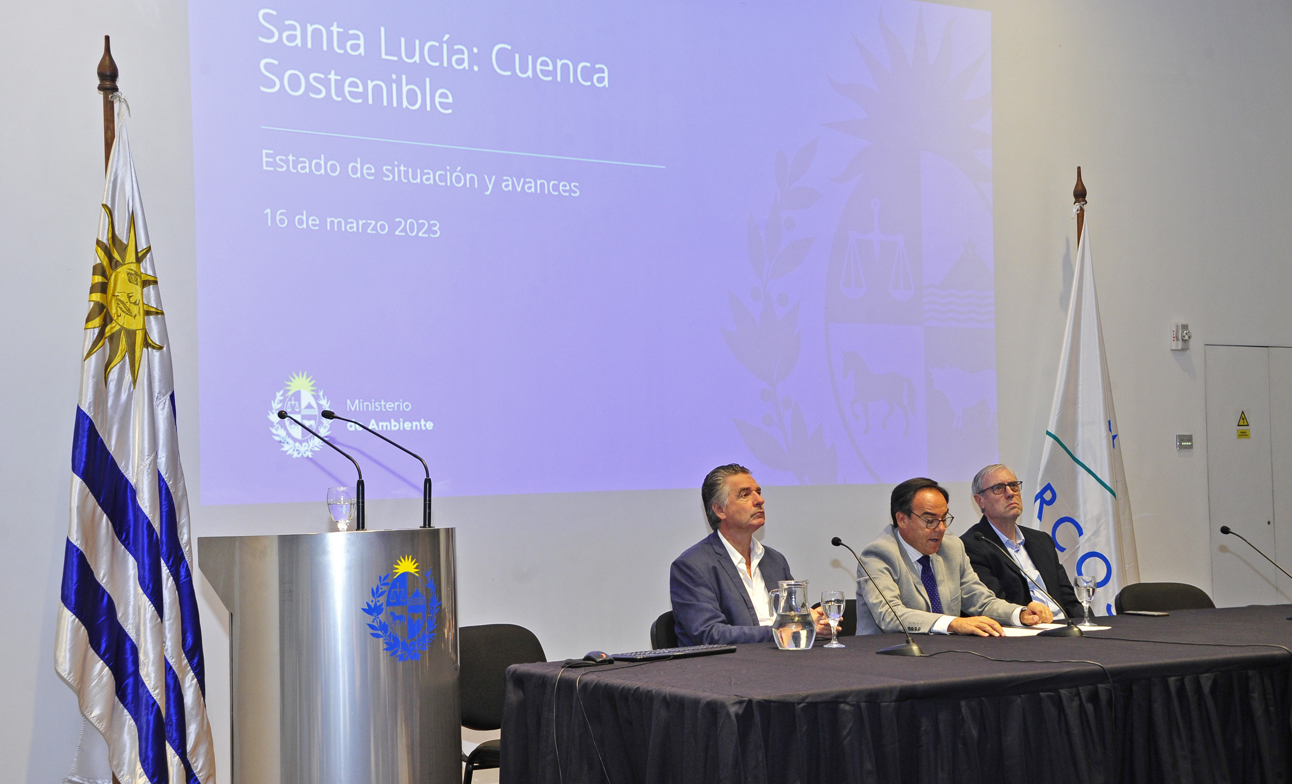 Robert Bouvier y Raúl Montero en actividad denominada “Santa Lucía: cuenca sostenible. Estado de situación y avances”