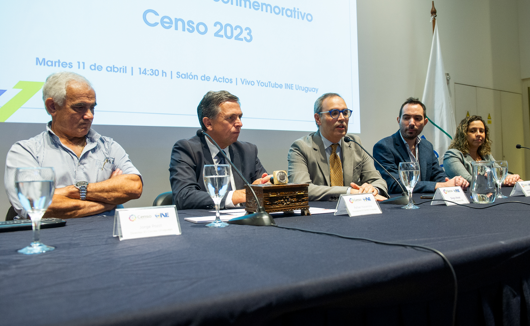Imágenes del lanzamiento del sello postal conmemorativo del Censo 2023