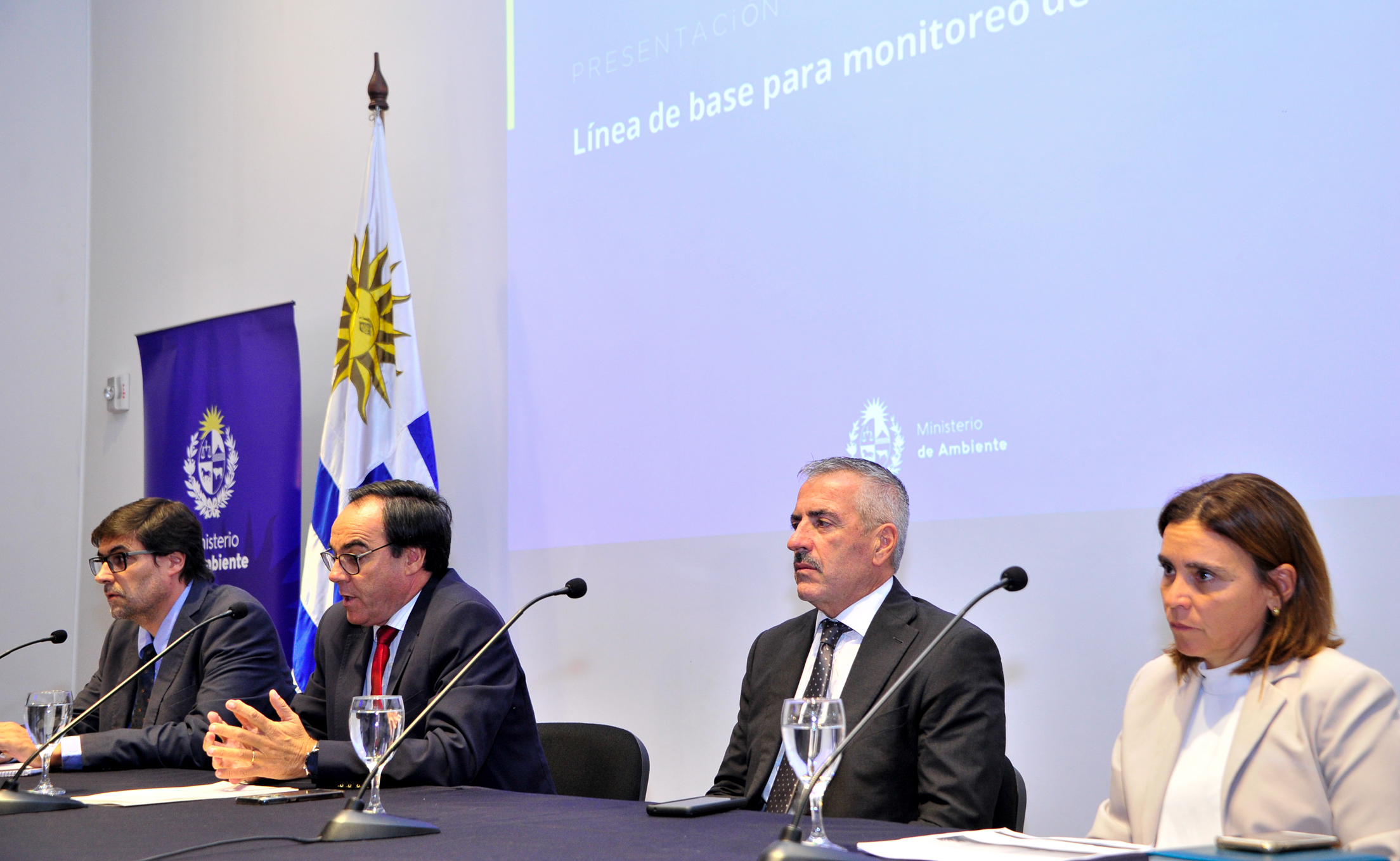 Este jueves 13, el ministro de Ambiente presentó, junto a técnicos, la línea base que permitirá monitorear el impacto de la empresa UPM 2 dentro de lo