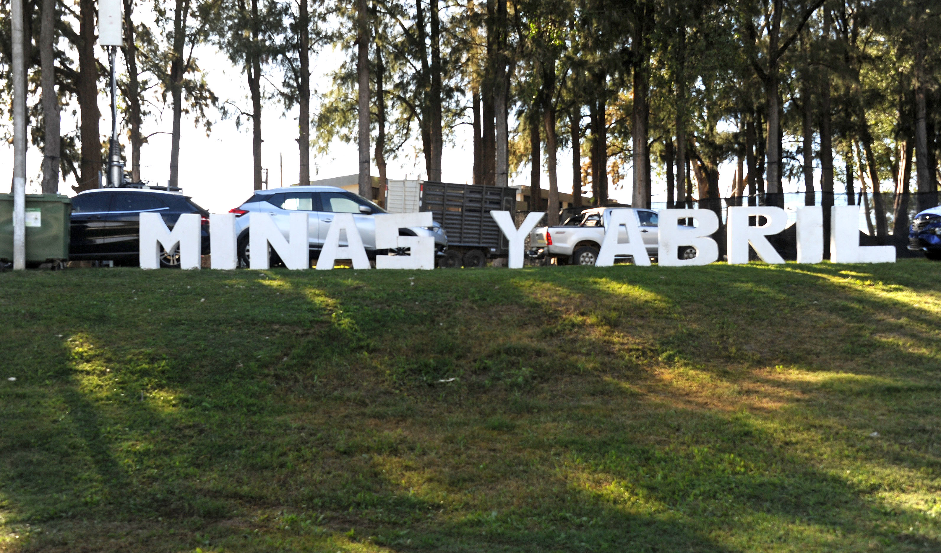 Imágenes del presidente Lacalle Pou en festival Minas y Abril