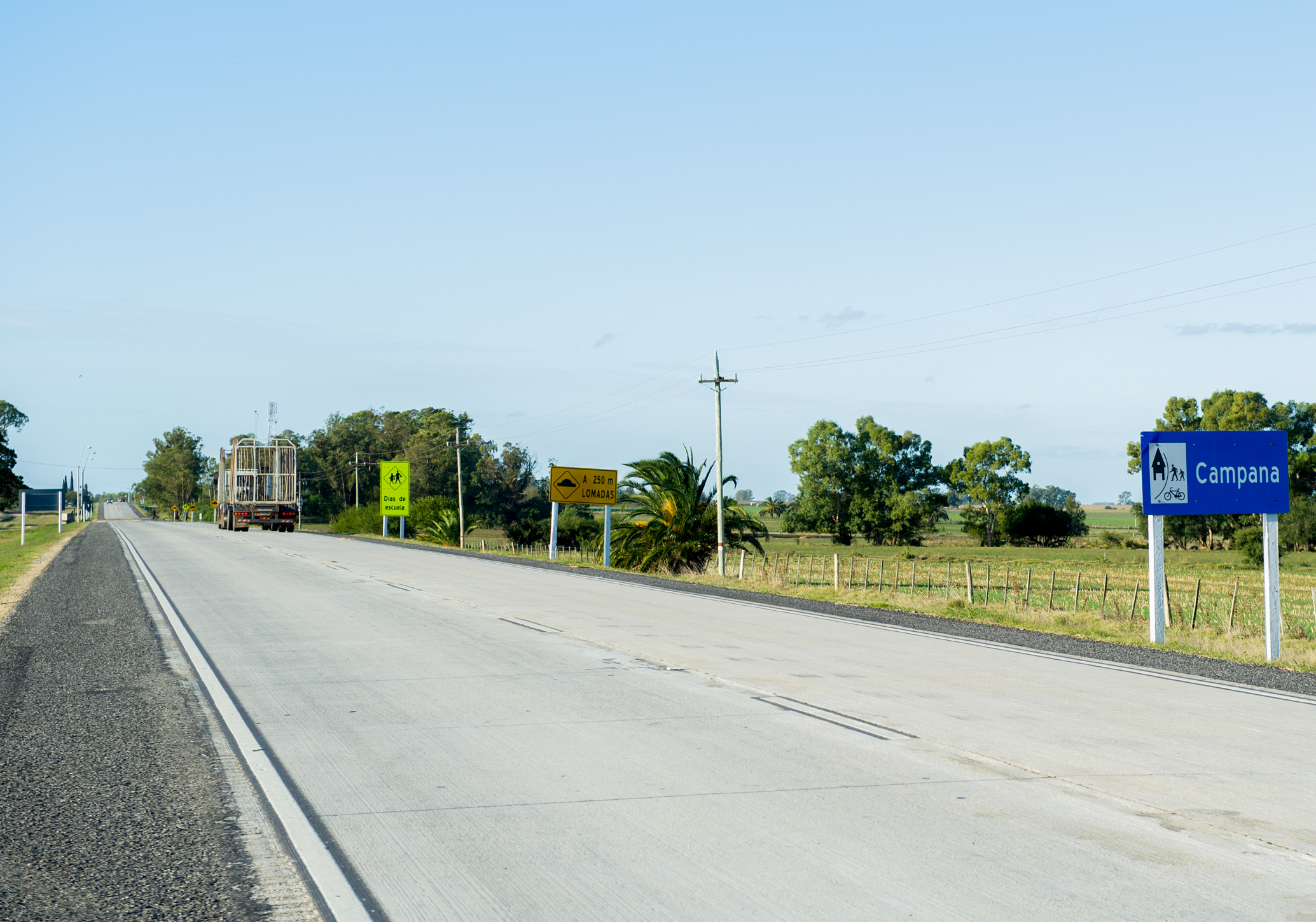Imágenes de inauguraciones obras del MTOP en el departamento de Colonia