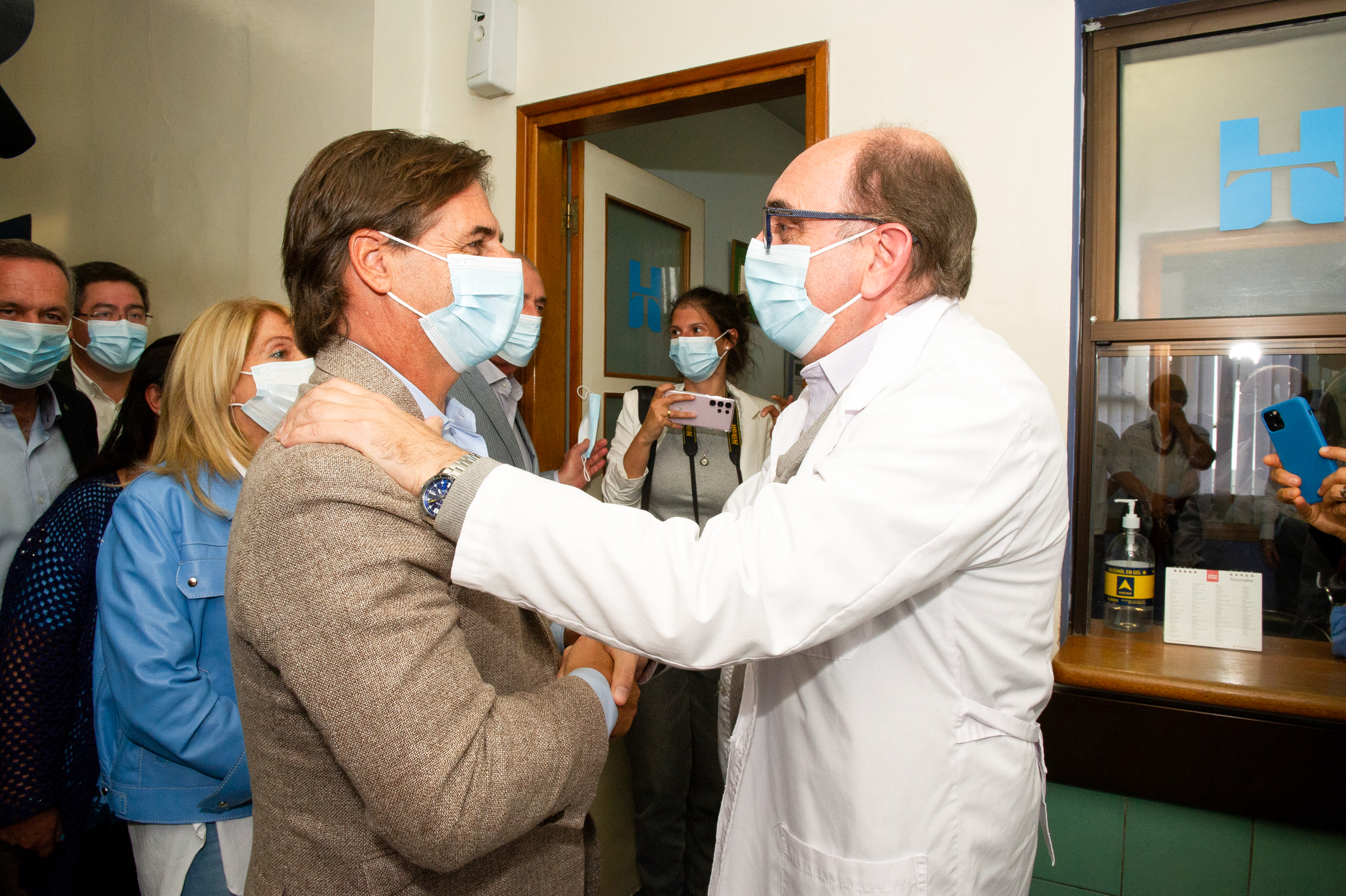Imágenes del presidente Lacalle Pou en inauguración del IMAE Cardiológico en Tacuarembó