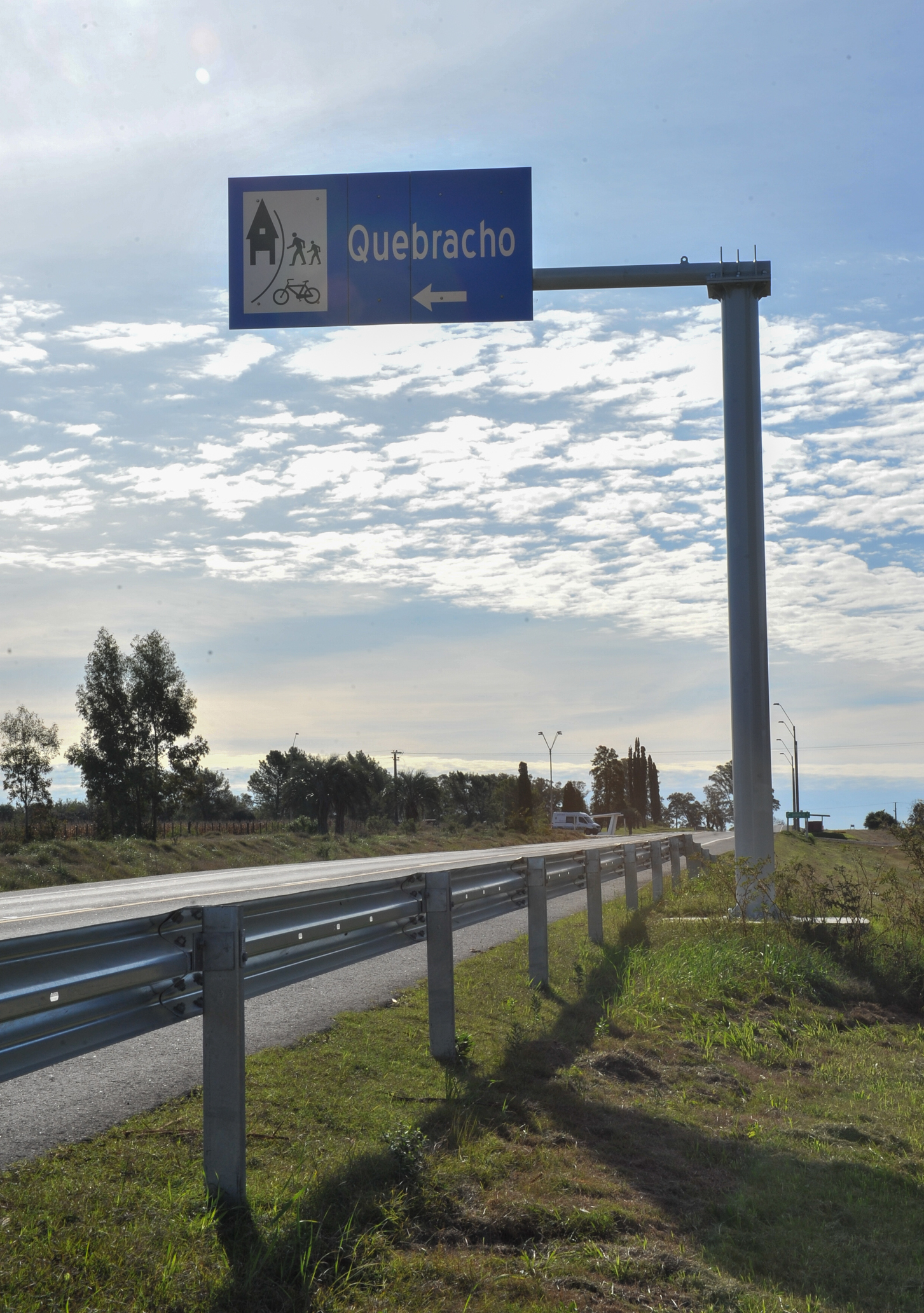 Imágenes del presidente Lacalle Pou en Quebracho, departamento de Paysandú.
