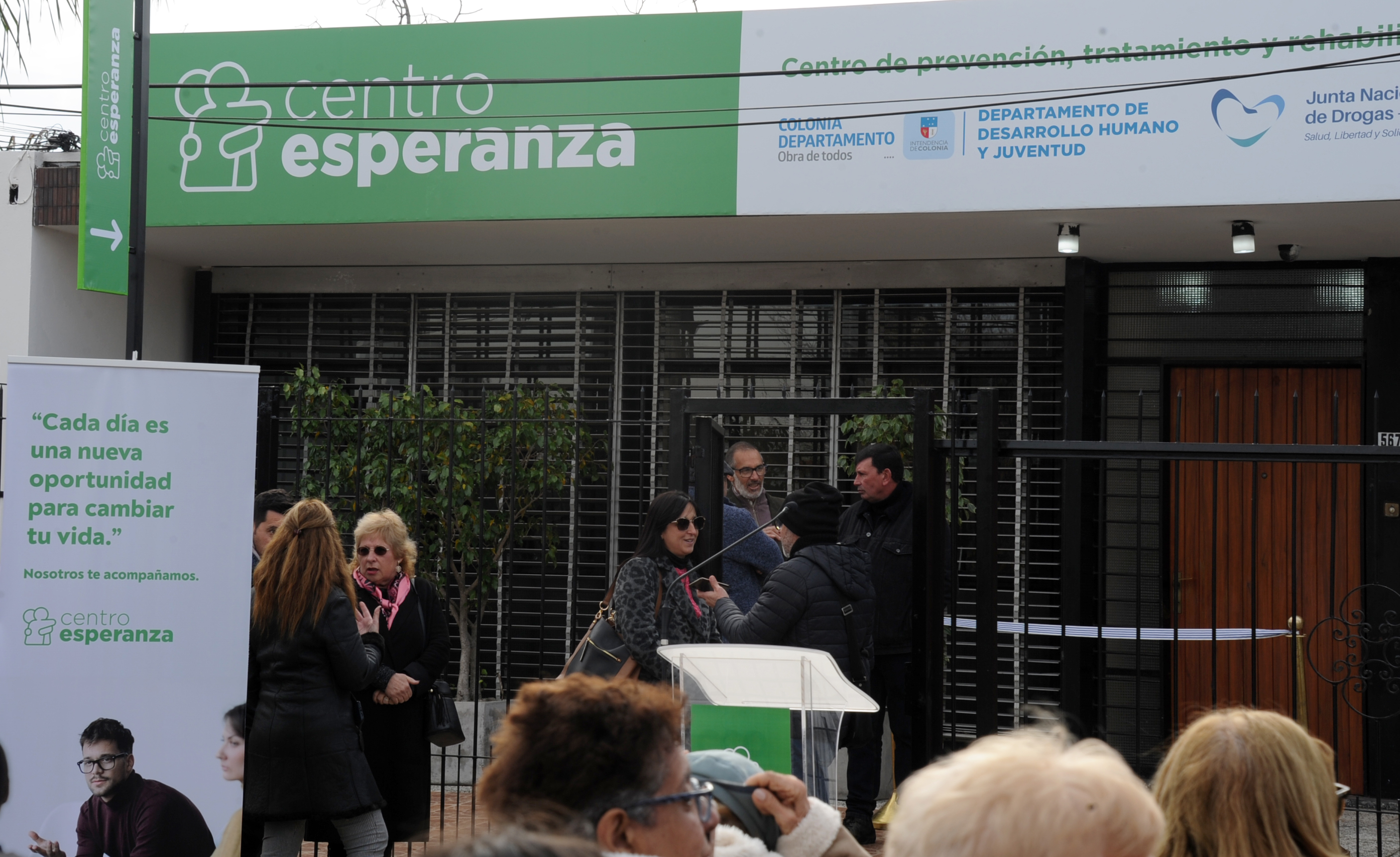 Inauguración de centro Esperanza en Colonia