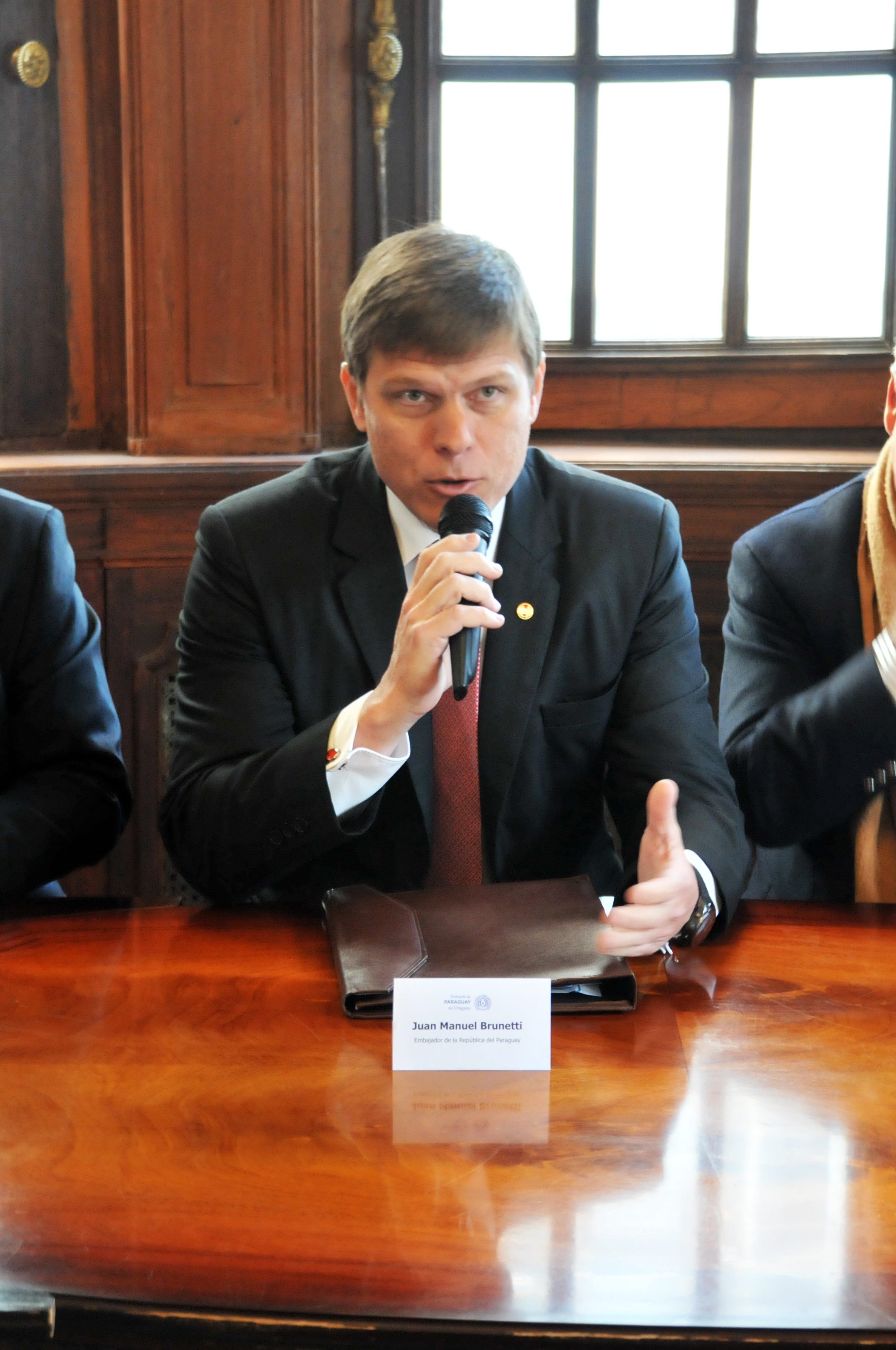 Firma de convenio entre Uruguay y Paraguay