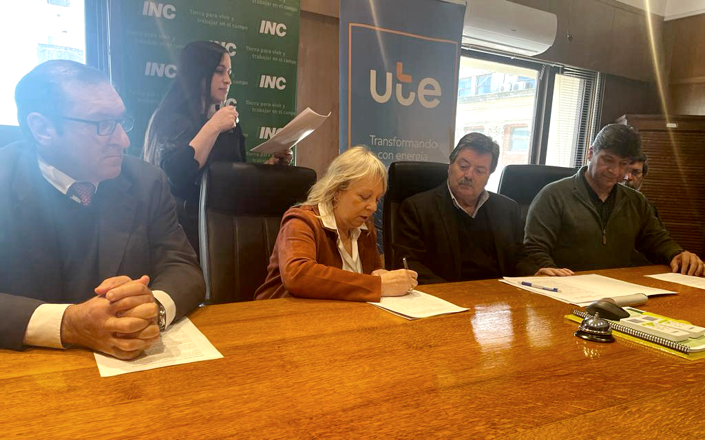 Firma de acuerdo entre UTE e Instituto Nacional de Colonización