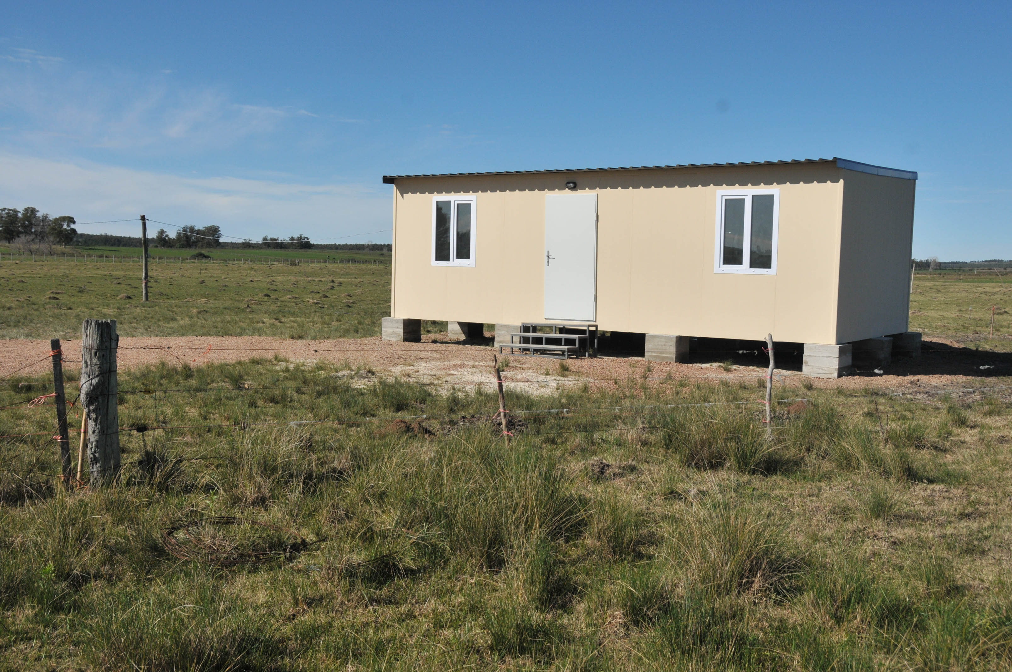 Entrega de vivienda en Tapia