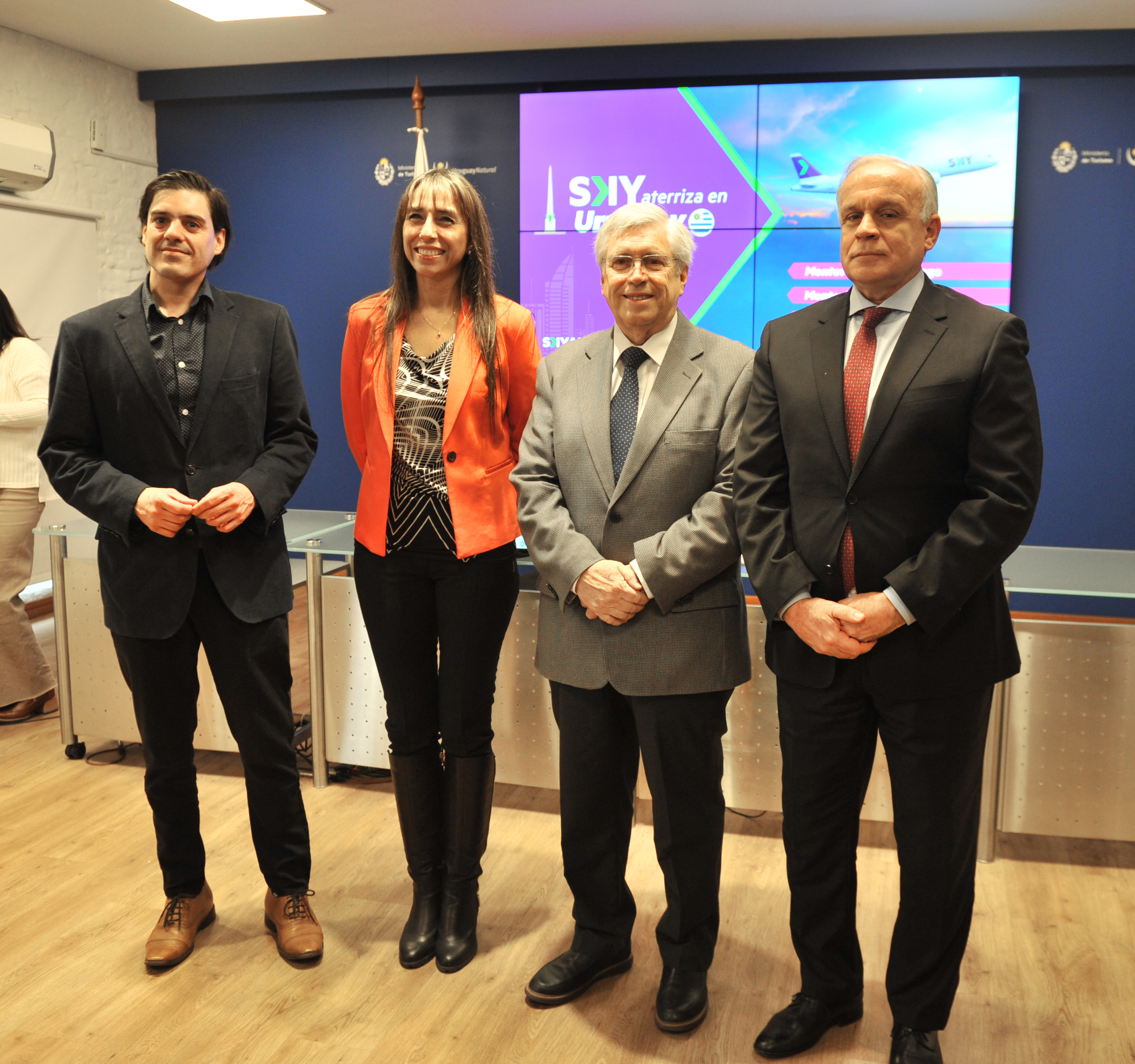 Turismo anunció el lanzamiento de aerolínea que conectará a Uruguay con la región