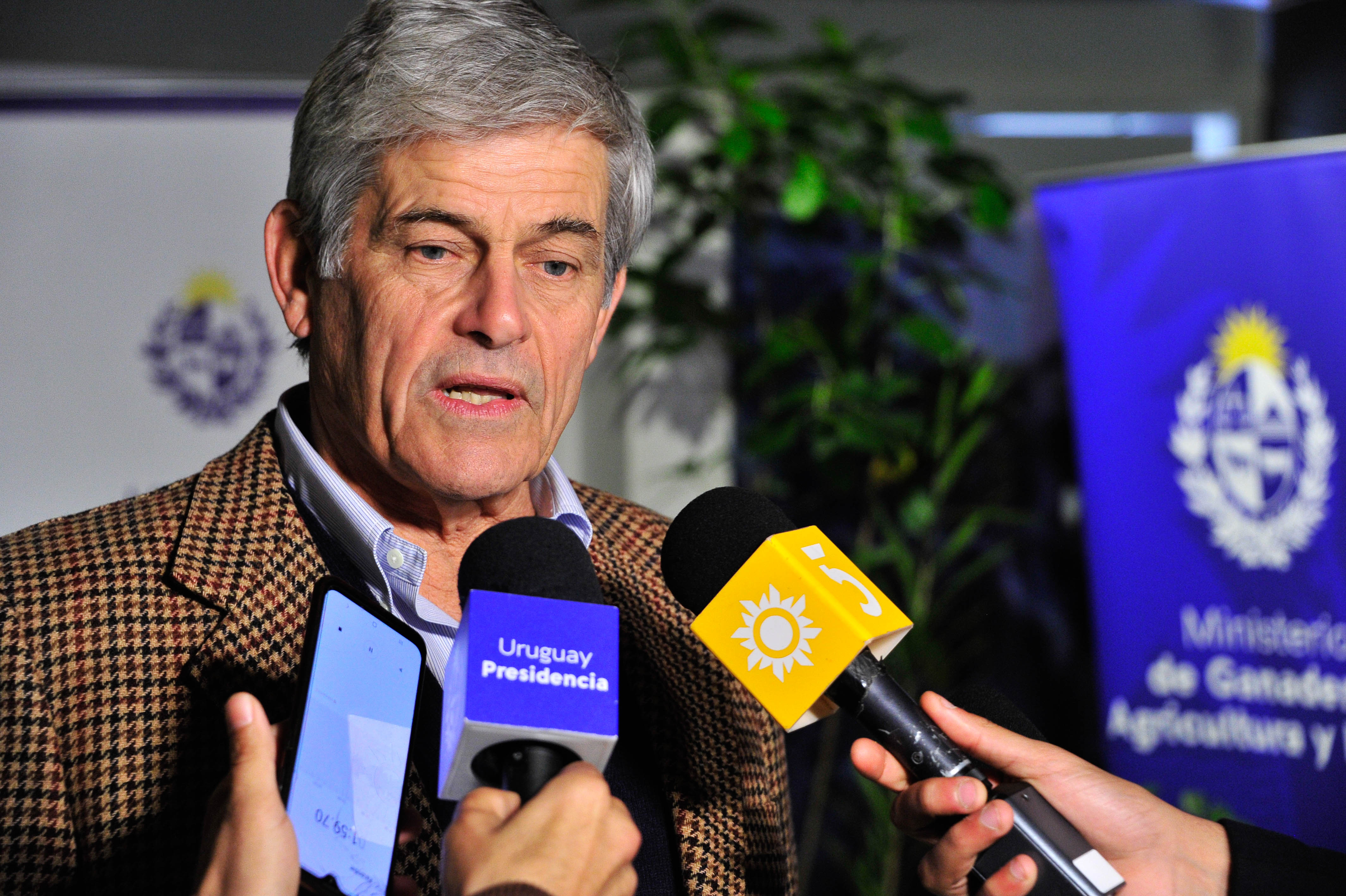 Firma de convenio entre INIA e INALE