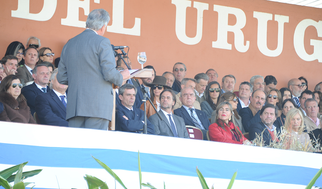 Lacalle Pou participó de cierre oficial de la Expo Prado 2023