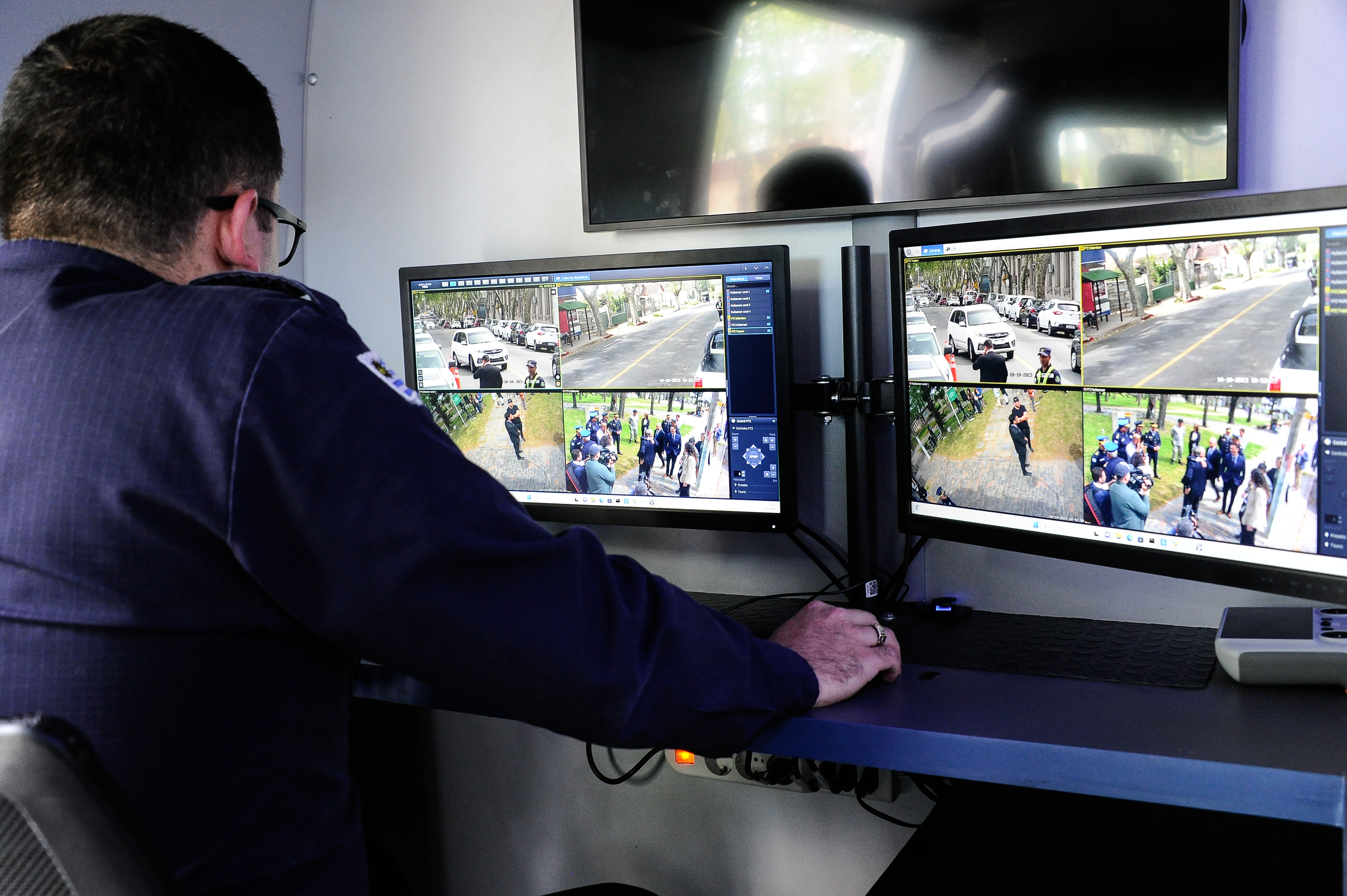 Presentación de nuevas cámaras de videovigilancia en Montevideo