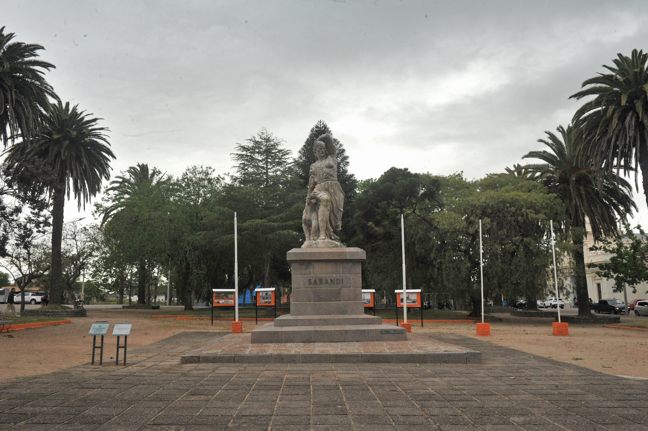 Imágenes de declaración de Monumento Histórico Nacional a memorial Batalla de Sarandí