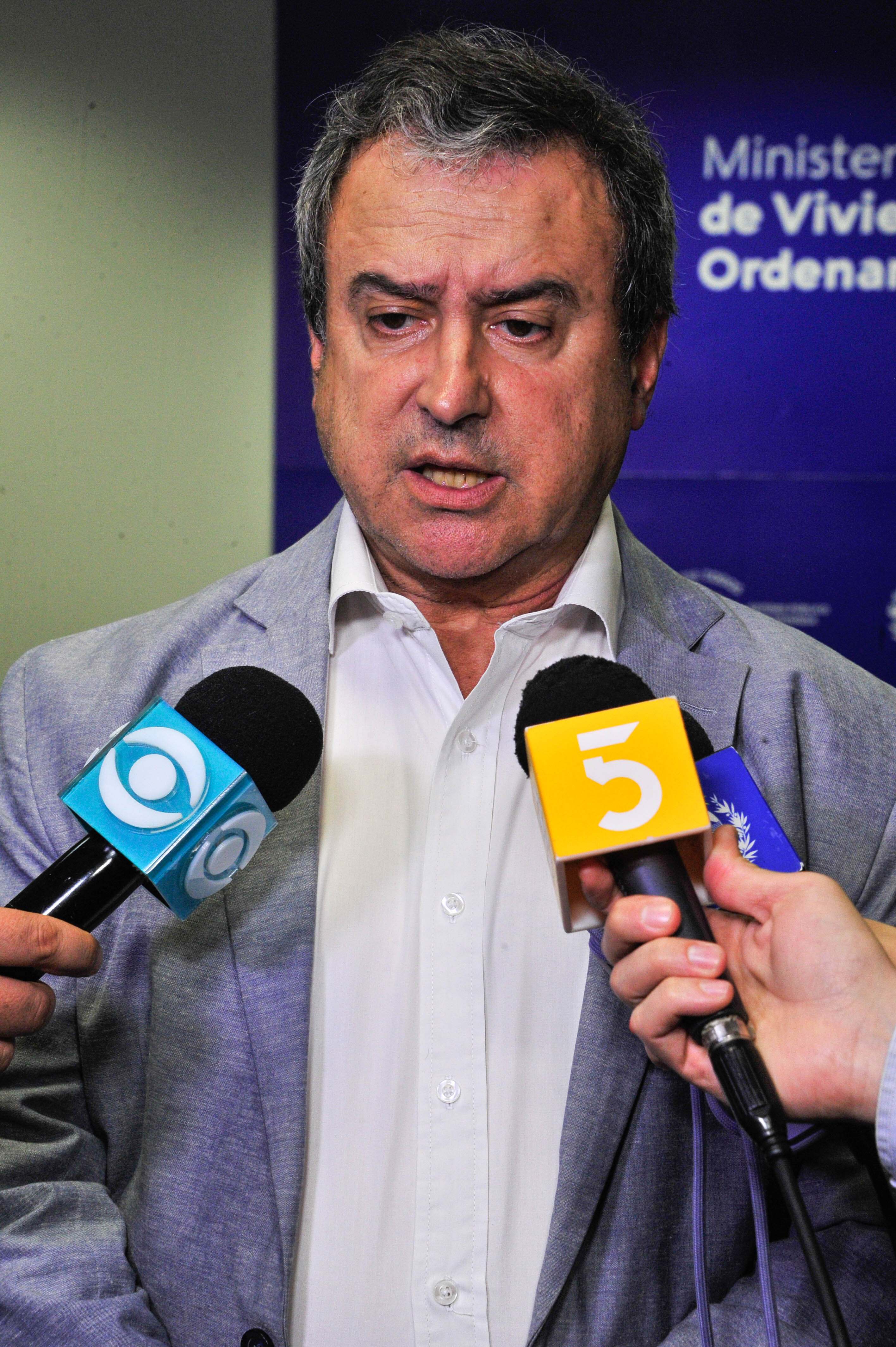 Firma de convenio entre MVOT, plan Juntos e Intendencia de Paysandú