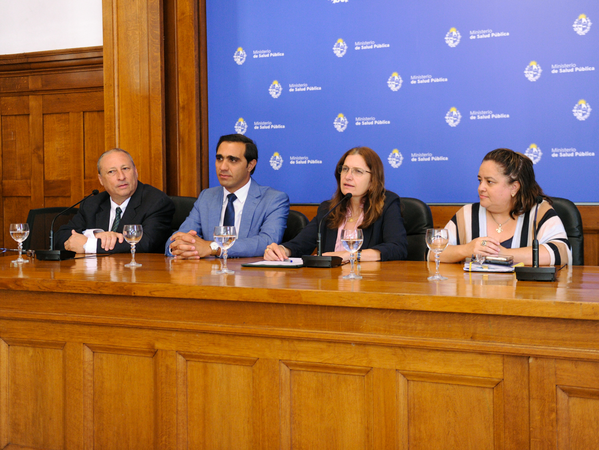 Uruguay ofrecerá acceso a resonancia para diagnóstico a pacientes con alto riesgo de padecer cáncer de mama