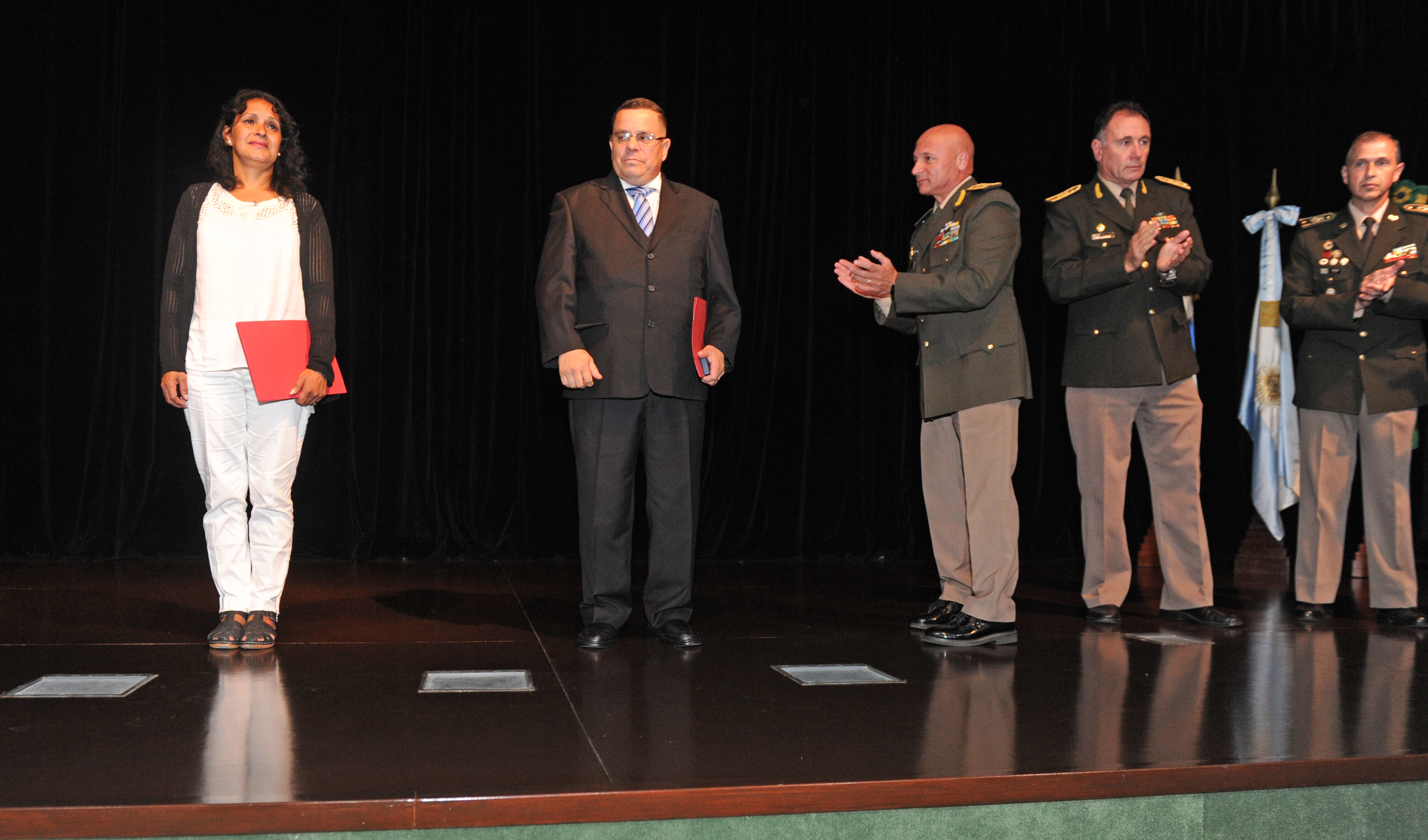 Instituto Militar de Estudios Superiores conmemoró 96° aniversario