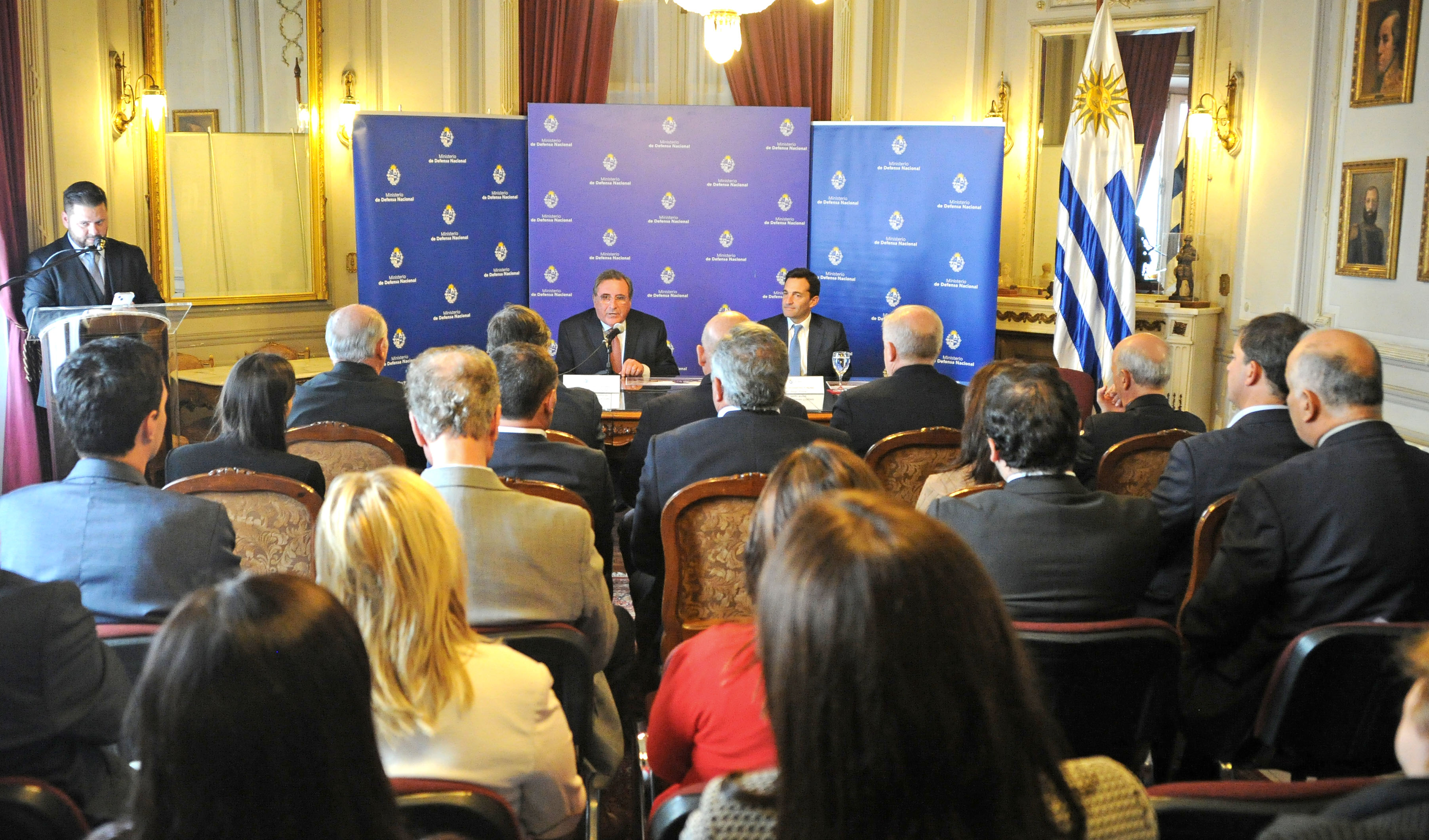 Convenio entre Defensa Nacional y Aeropuertos Uruguay