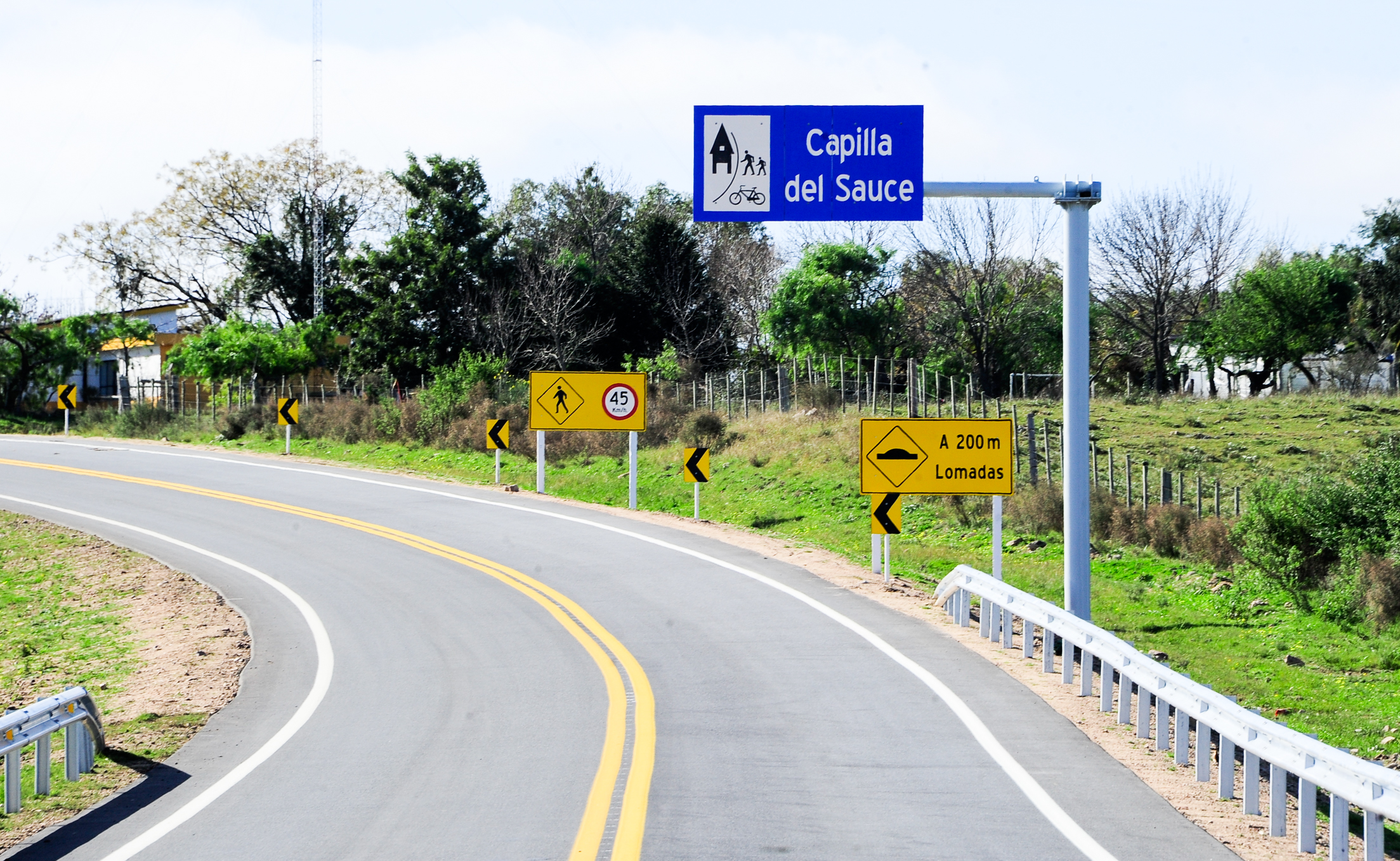 Presidente Lacalle Pou en inauguración de ruta 6 en Florida