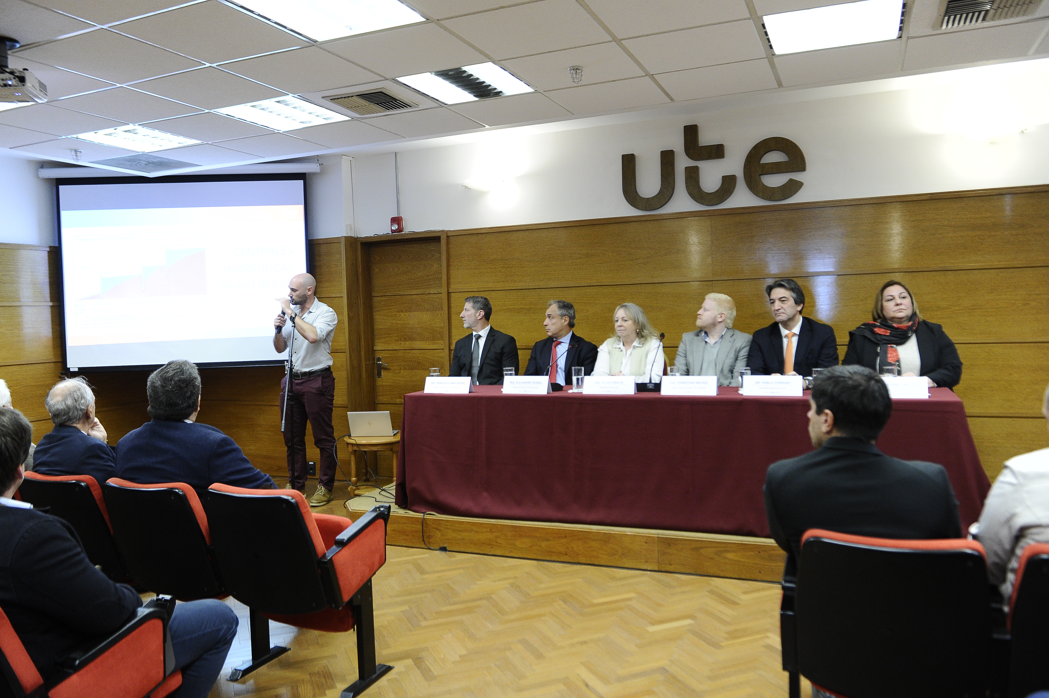 Presentación del Proyecto de Renovación de Central Hidroeléctrica de UTE