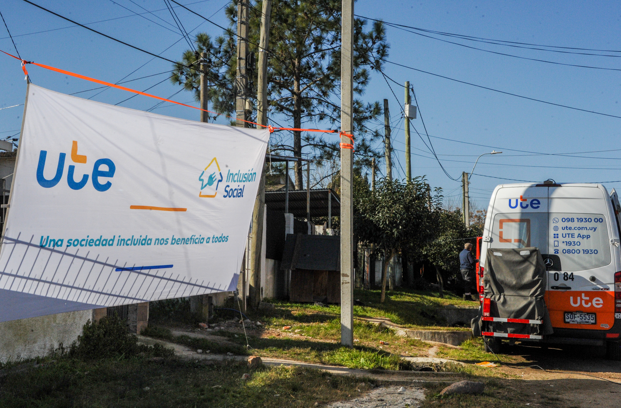 Presidente Lacalle Pou en inauguración de obras de electrificación en Canelones