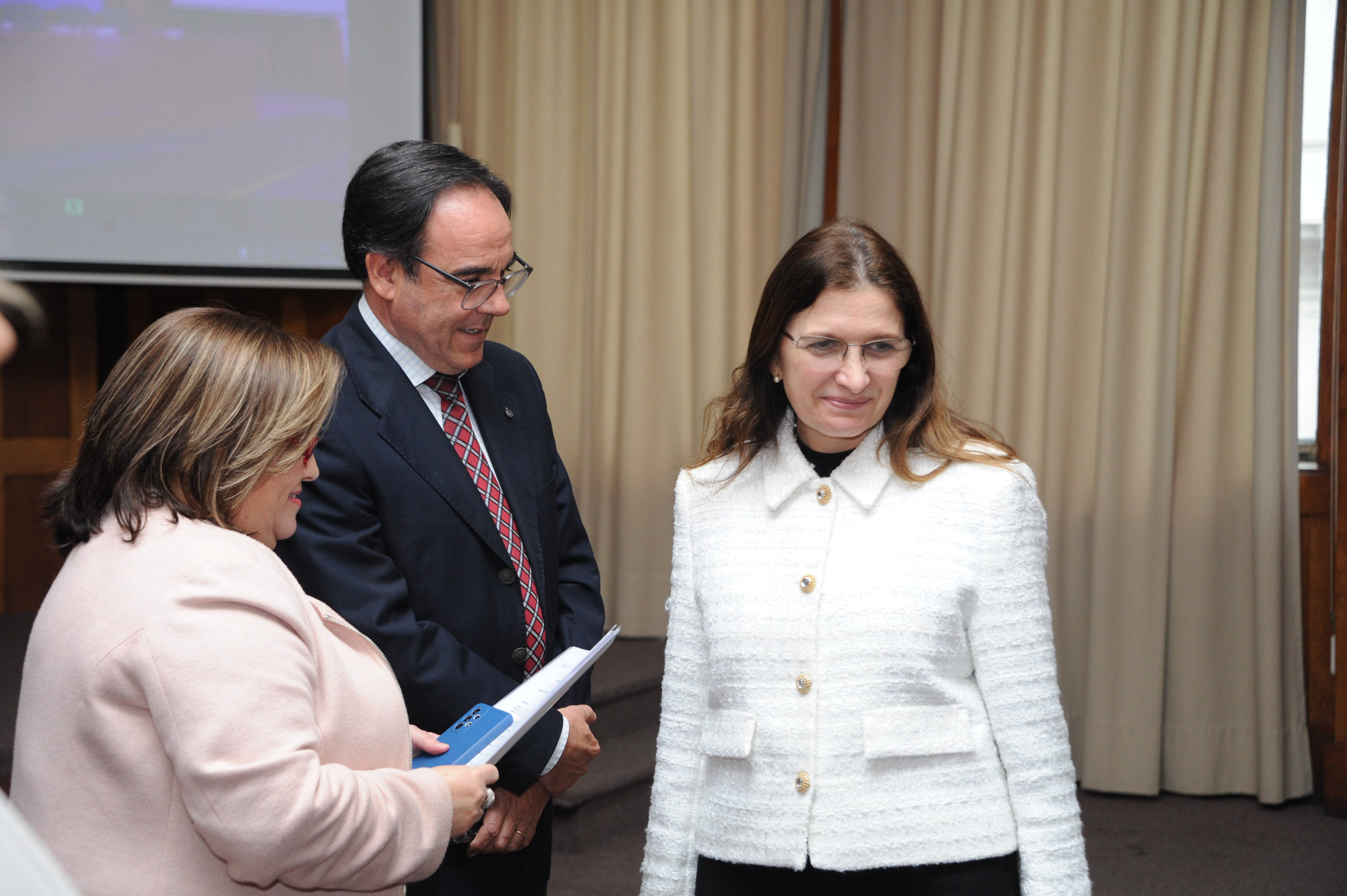 Lanzamiento de curso piloto de entrenamiento en Epidemiología