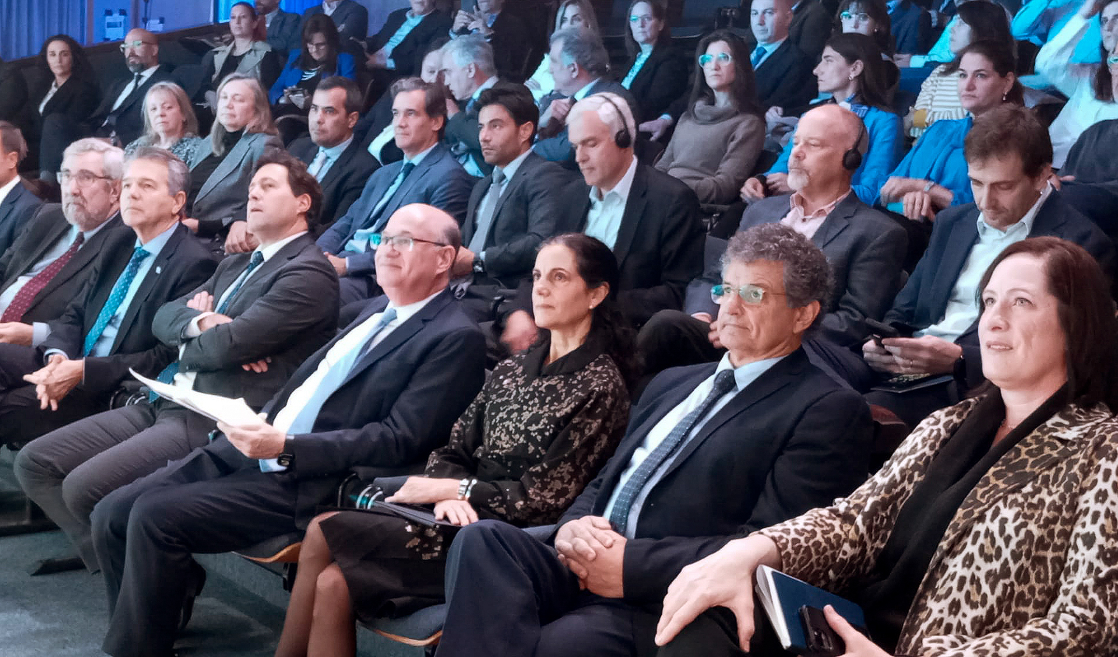 Foro de Innovación e Inteligencia Artificial de Uruguay