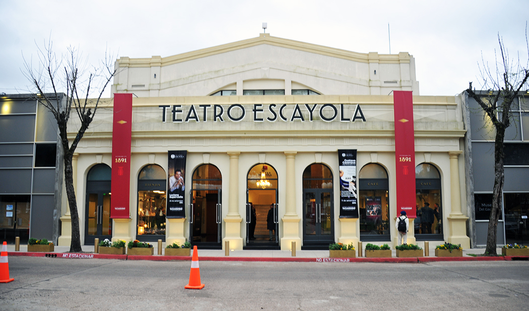 Acto de declaratoria de Monumento Histórico Nacional al Teatro Escayola